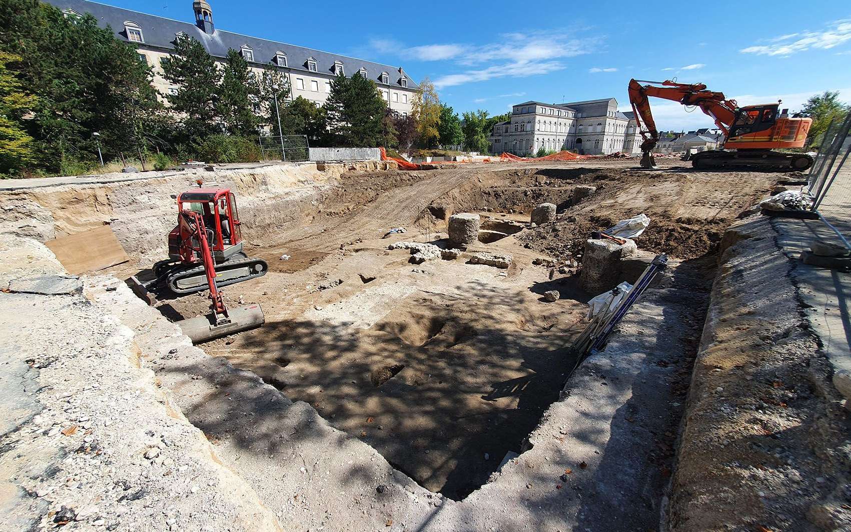 Mystérieuse découverte dans des tombes à Orléans de « tablettes de malédictions » écrites dans un ancien dialecte gaulois !