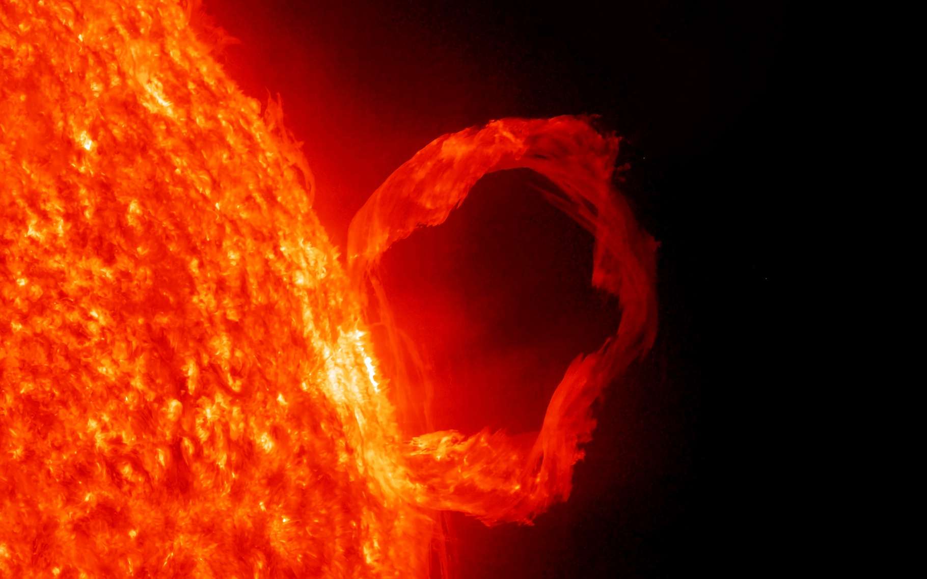 Un mystérieux vortex polaire repéré sur le Soleil