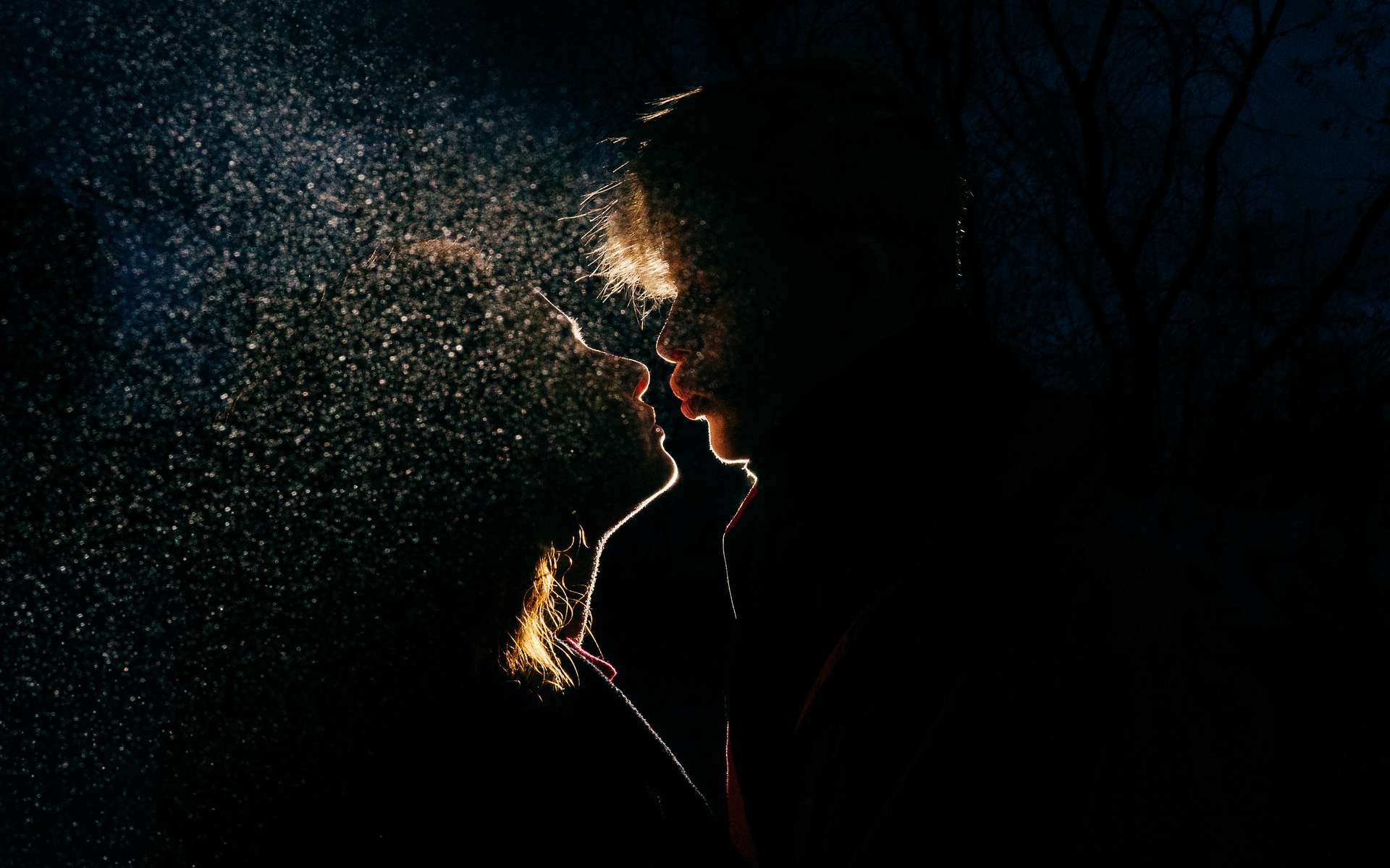 L'amour est dans l'air : l'excitation sexuelle transparaît dans l'haleine