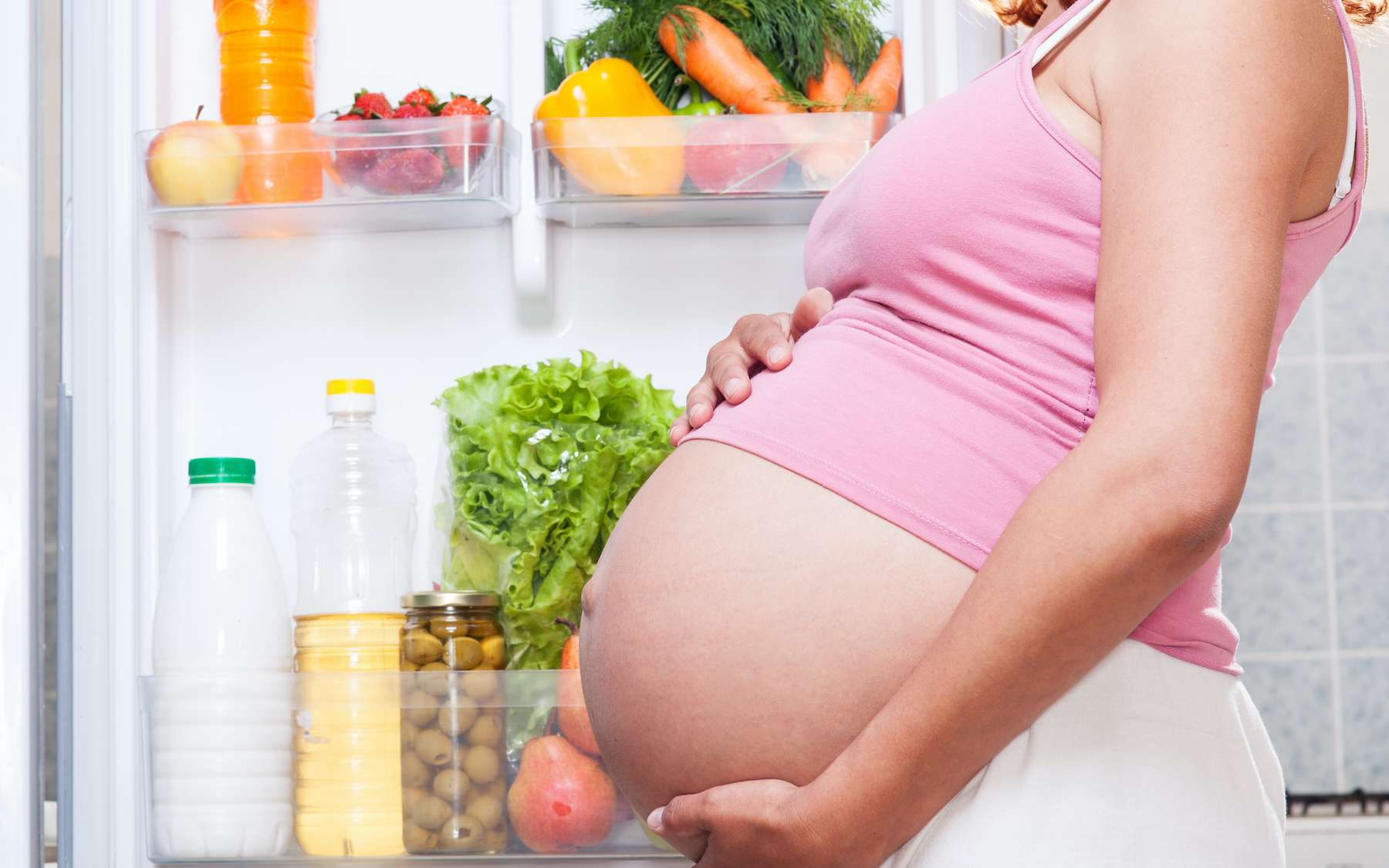 Femme enceinte : quel aliments inscrire à son menu ? © Anatoly Tiplyashin, Adobe Stock