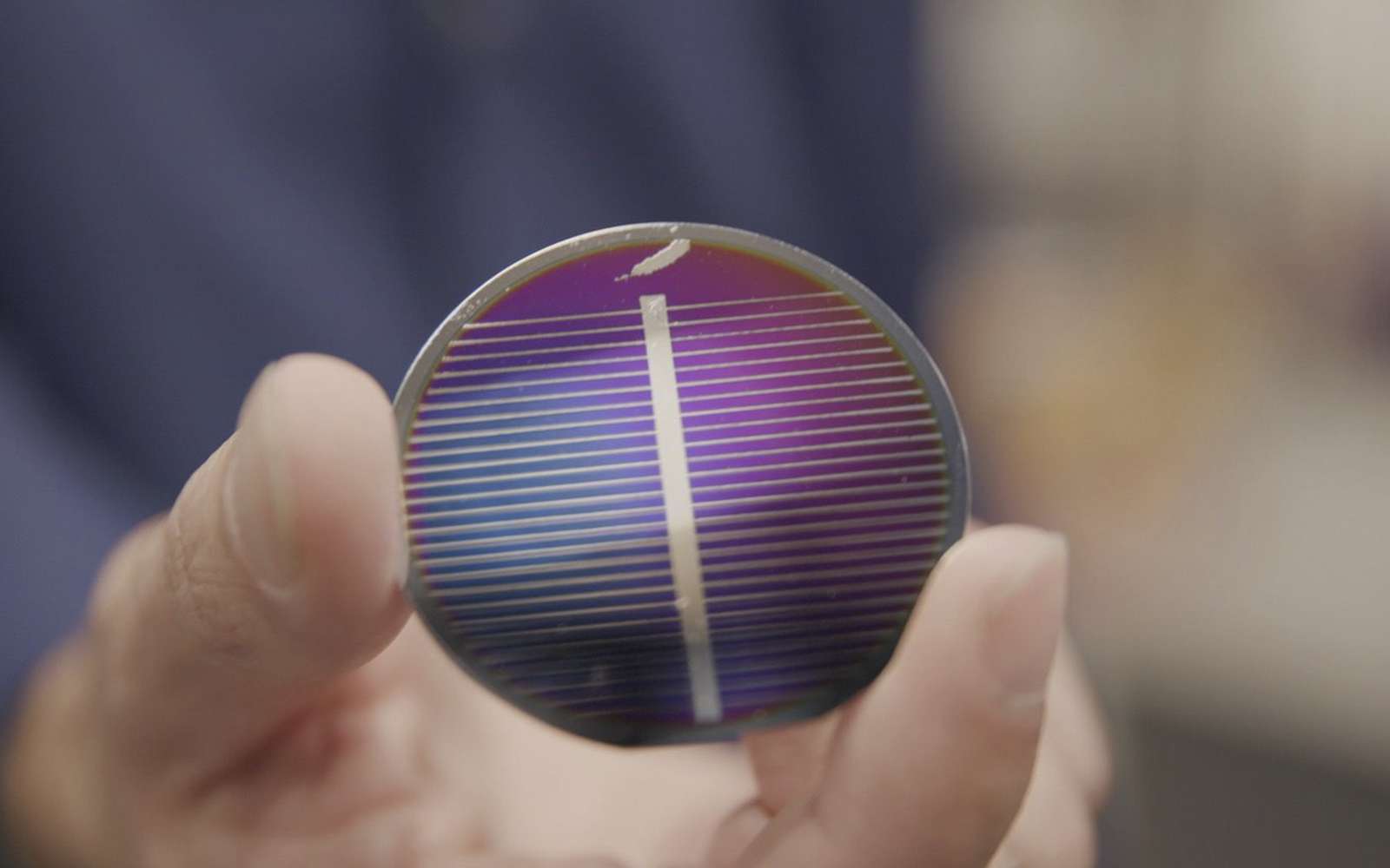 Blue Origin a réussi à fabriquer des panneaux solaires avec de la poussière lunaire !