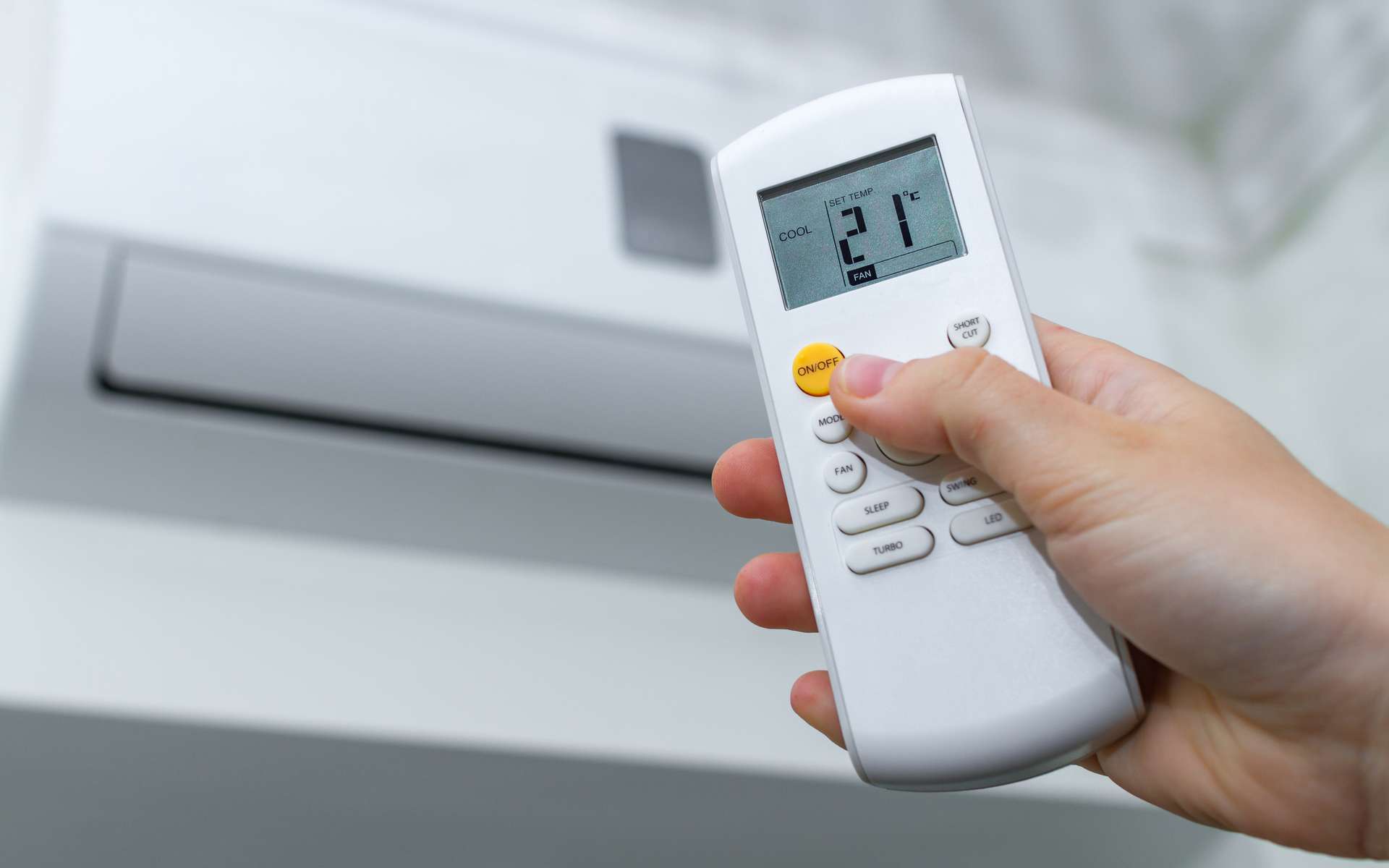 La climatisation permet d'apporter de la fraîcheur lors des épisodes de fortes chaleurs. © Goffkein, Adobe Stock