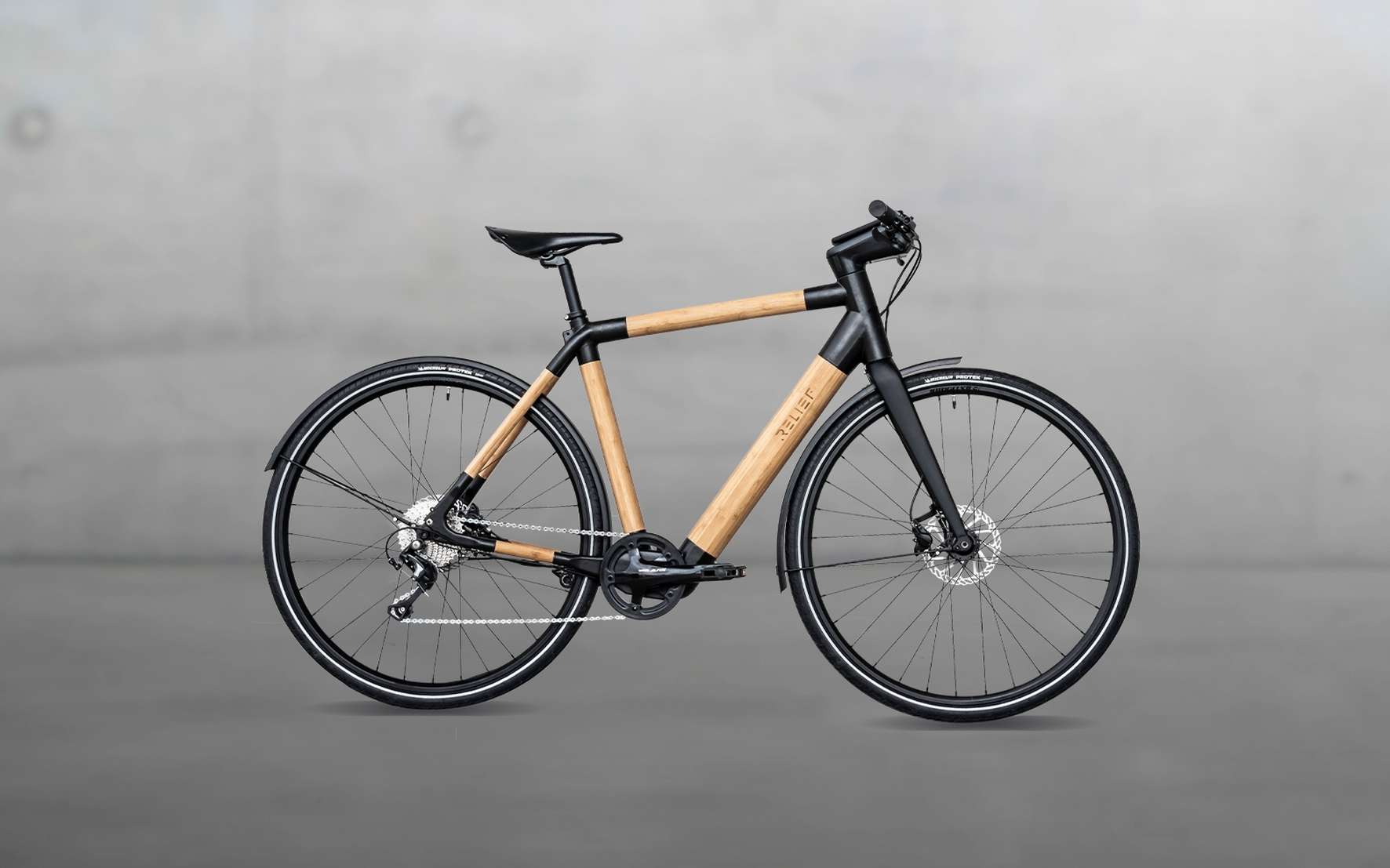 Ce vélo électrique en bambou fabriqué en France pèse moins de 17 kg