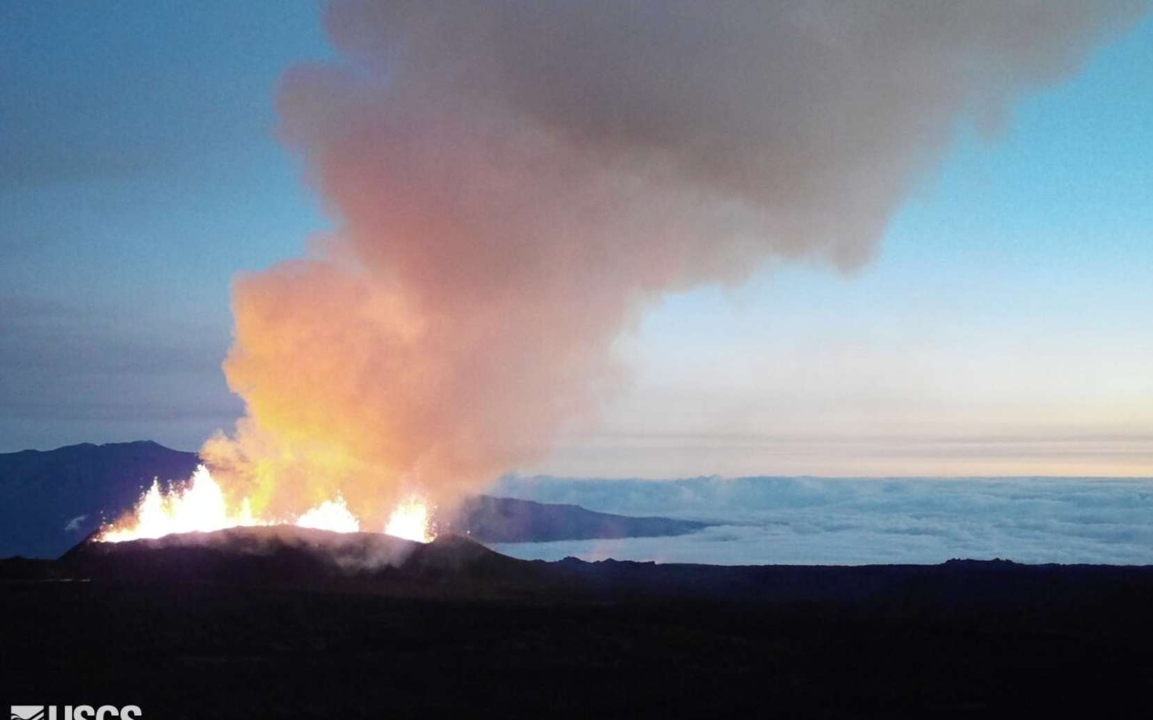 En images : le nuage de fumée du Mauna Loa s'étend jusqu'au Maghreb !