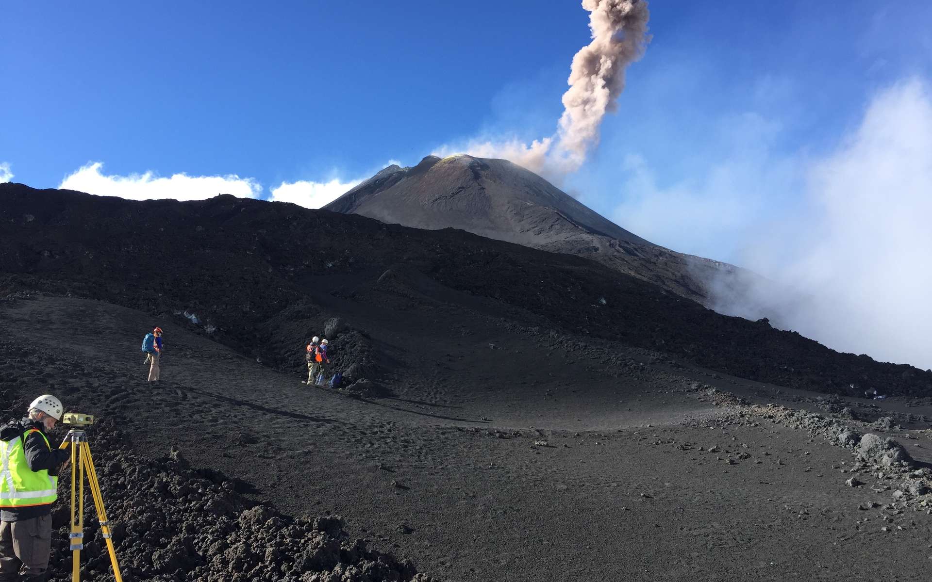 Affiner notre compréhension des volcans explosifs : les leçons de l'Etna