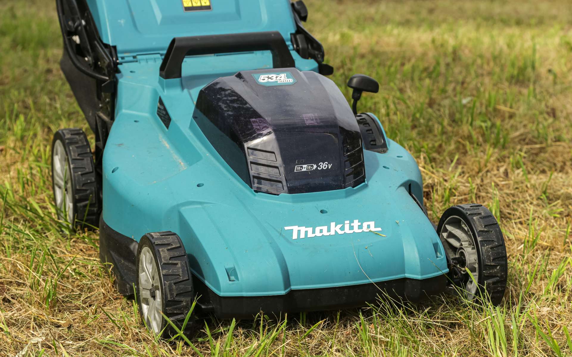 Quelle tondeuse à gazon Makita choisir ?