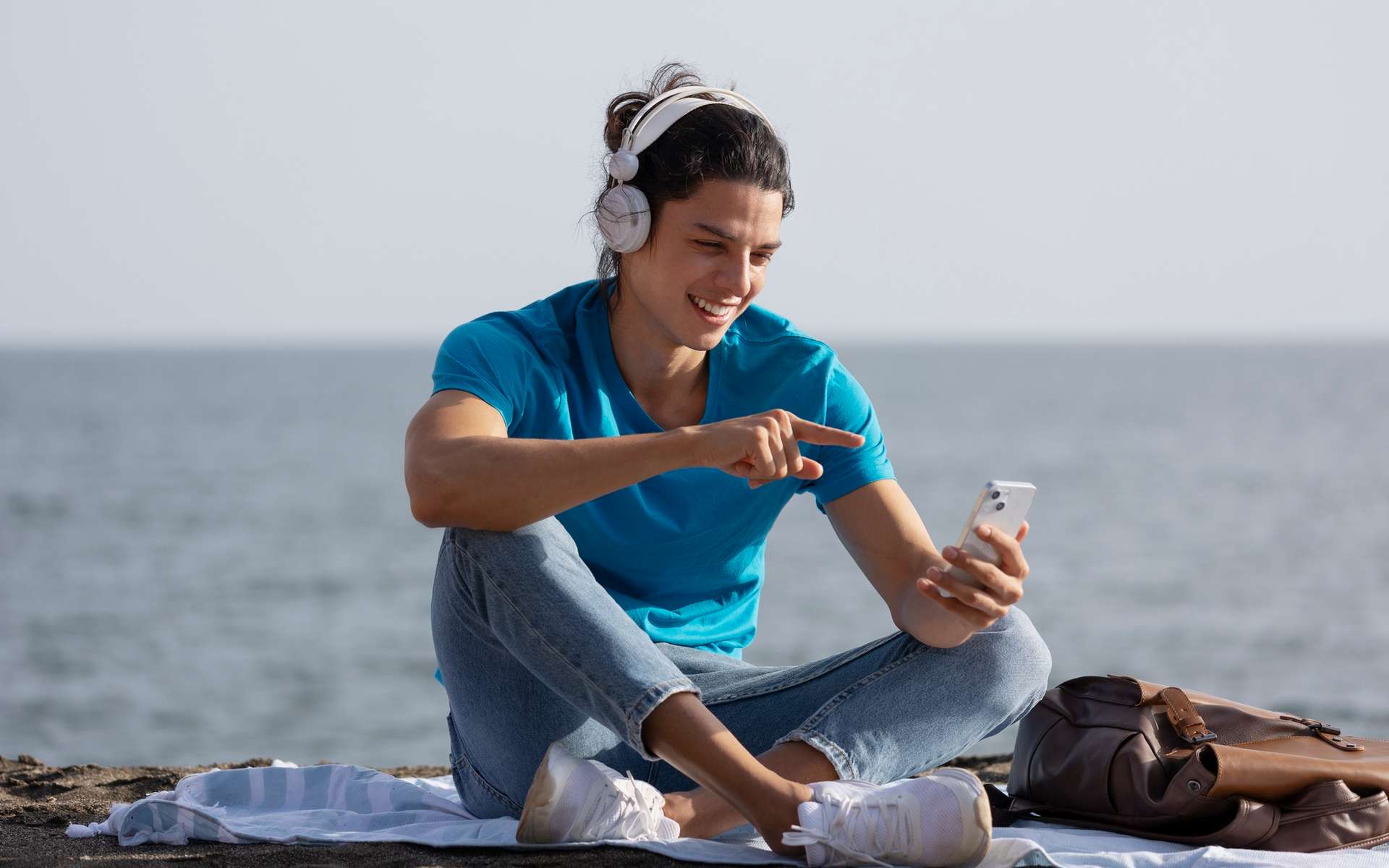 Forfait mobile 300 Go 5G : quel opérateur choisir entre Prixtel et Cdiscount Mobile ?