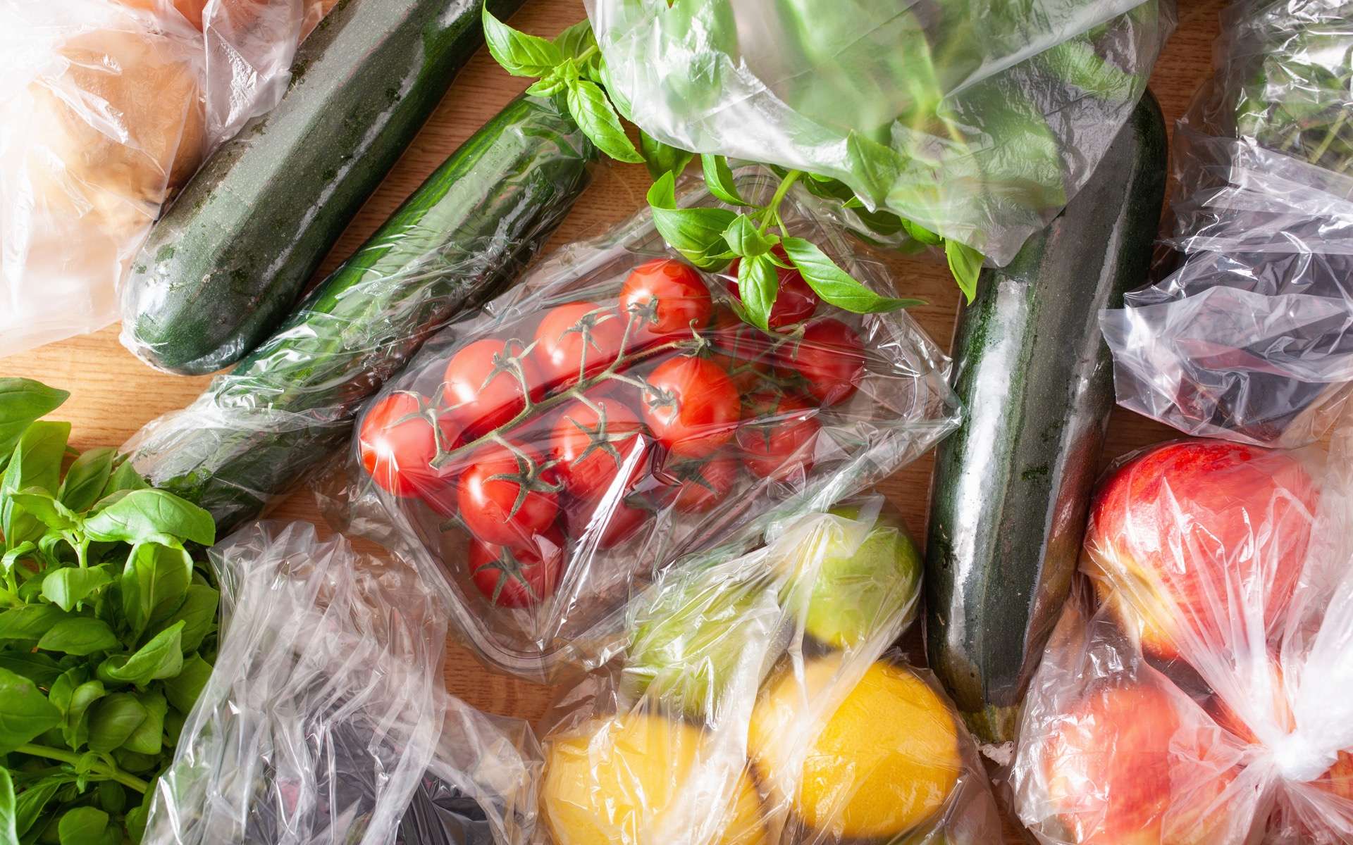 Le plastique recyclé contamine les aliments avec des molécules toxiques