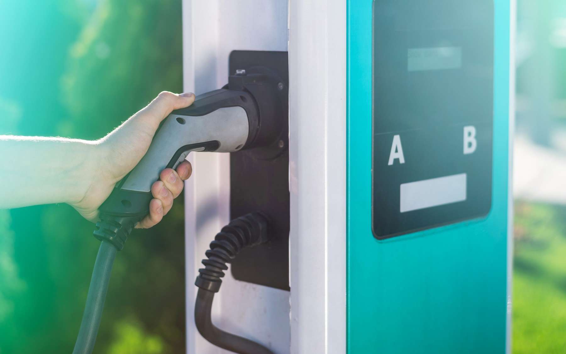 Borne de recharge électrique : comment l'installer quand on est locataire