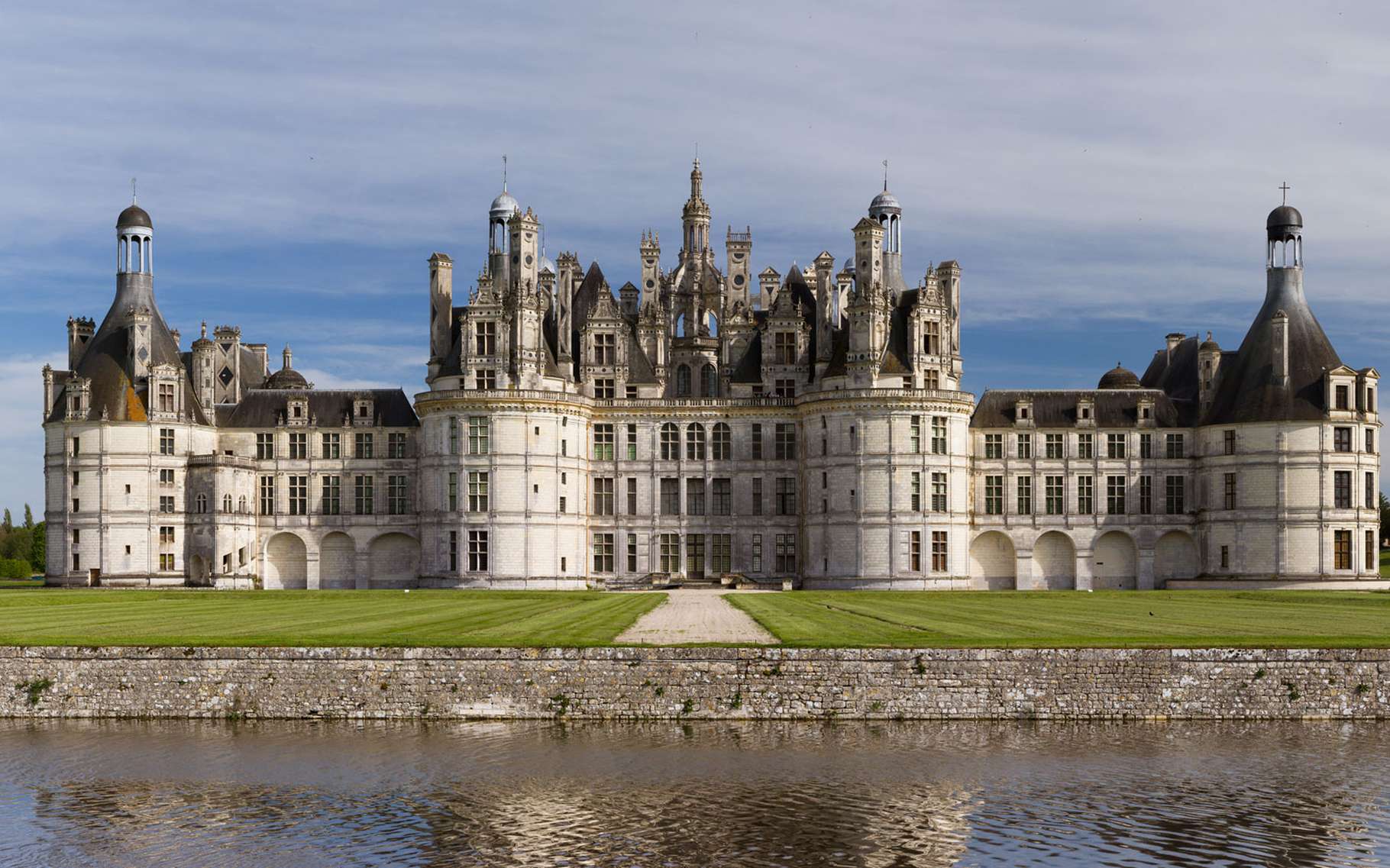 loire-patrimoine-de-l-unesco-orl-ans-gien-sully-sur-loire-dossier