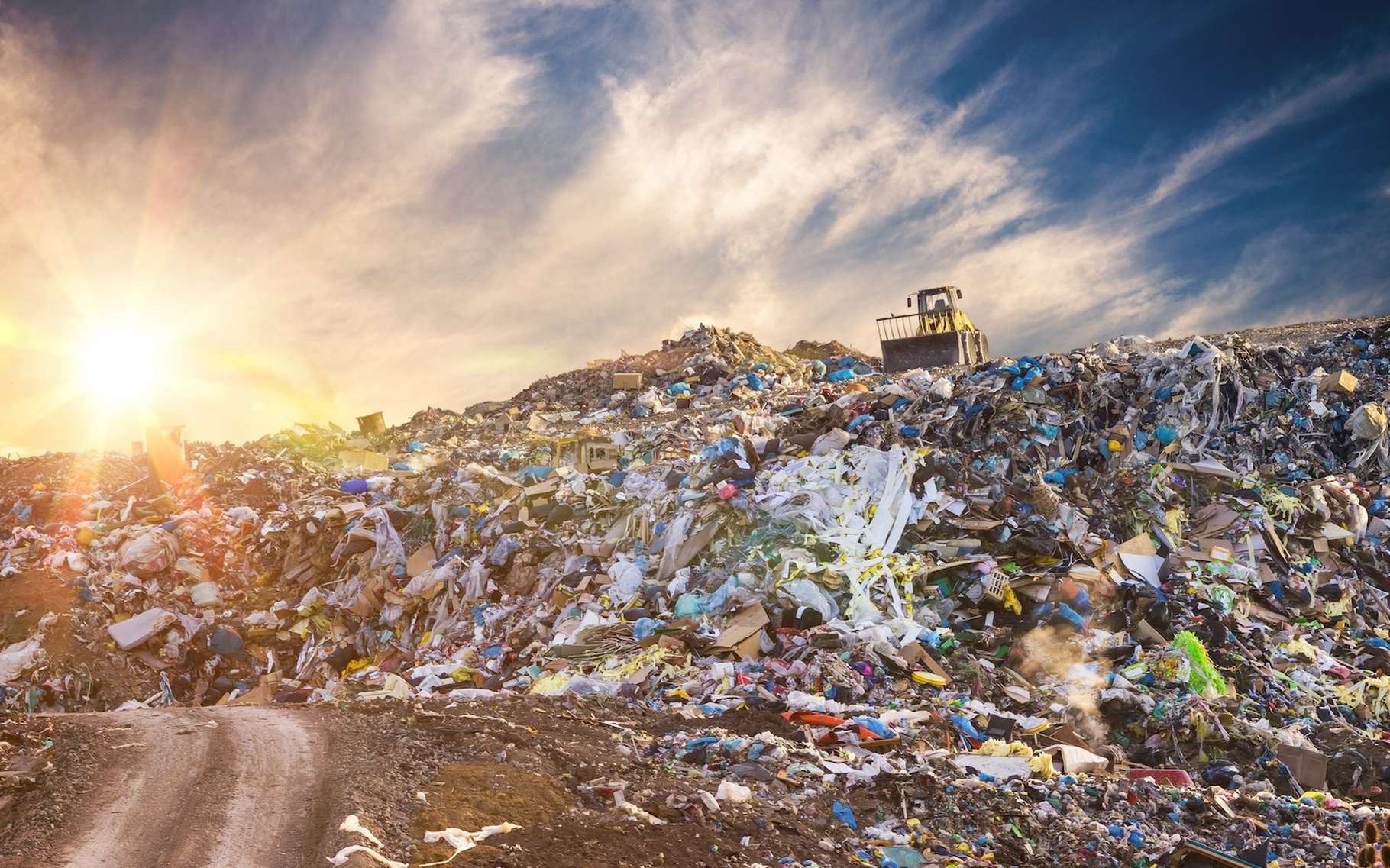 Les décharges empoisonnent l'air avec des produits chimiques éternels !