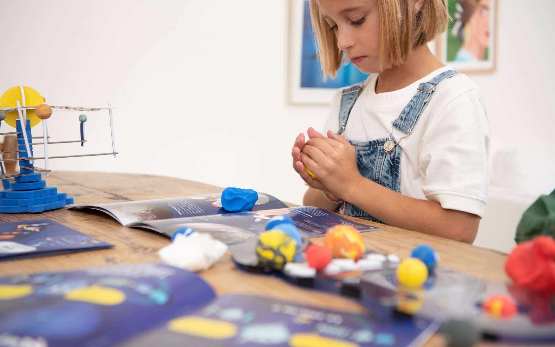 Des kits de manipulation et d'expérimentation pour initier vos enfants à la science !