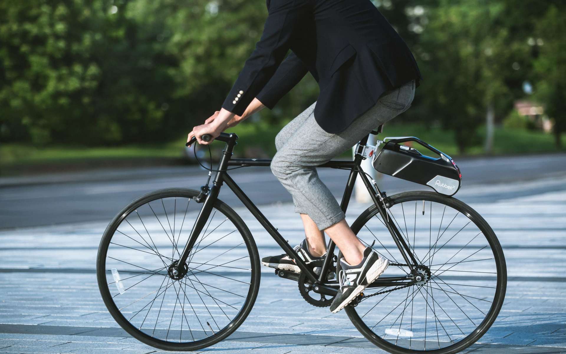 Ce kit transforme rapidement et en toute simplicité votre bicyclette en vélo électrique