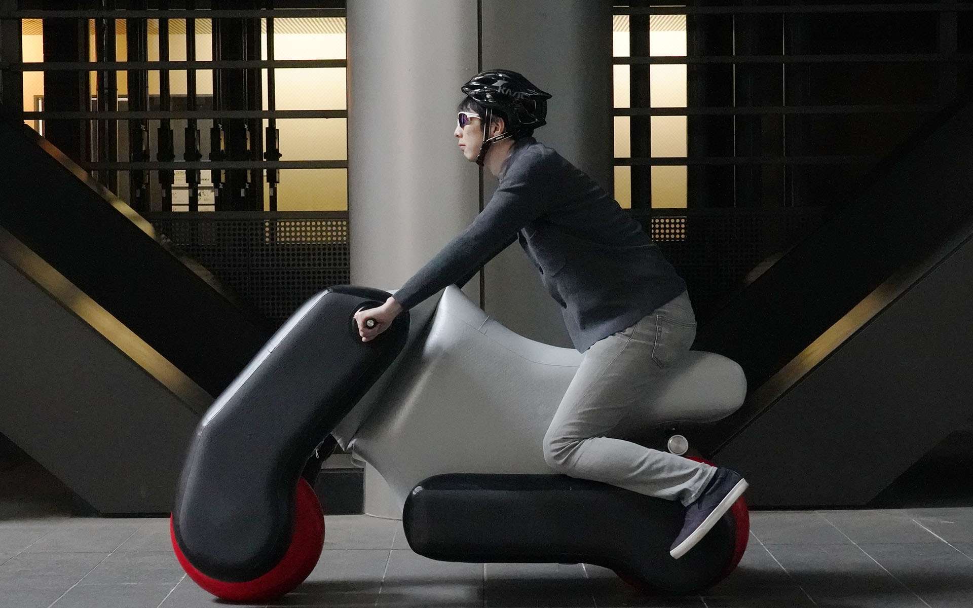 Scooter électrique gonflable Poimo : une nouvelle version personnalisable