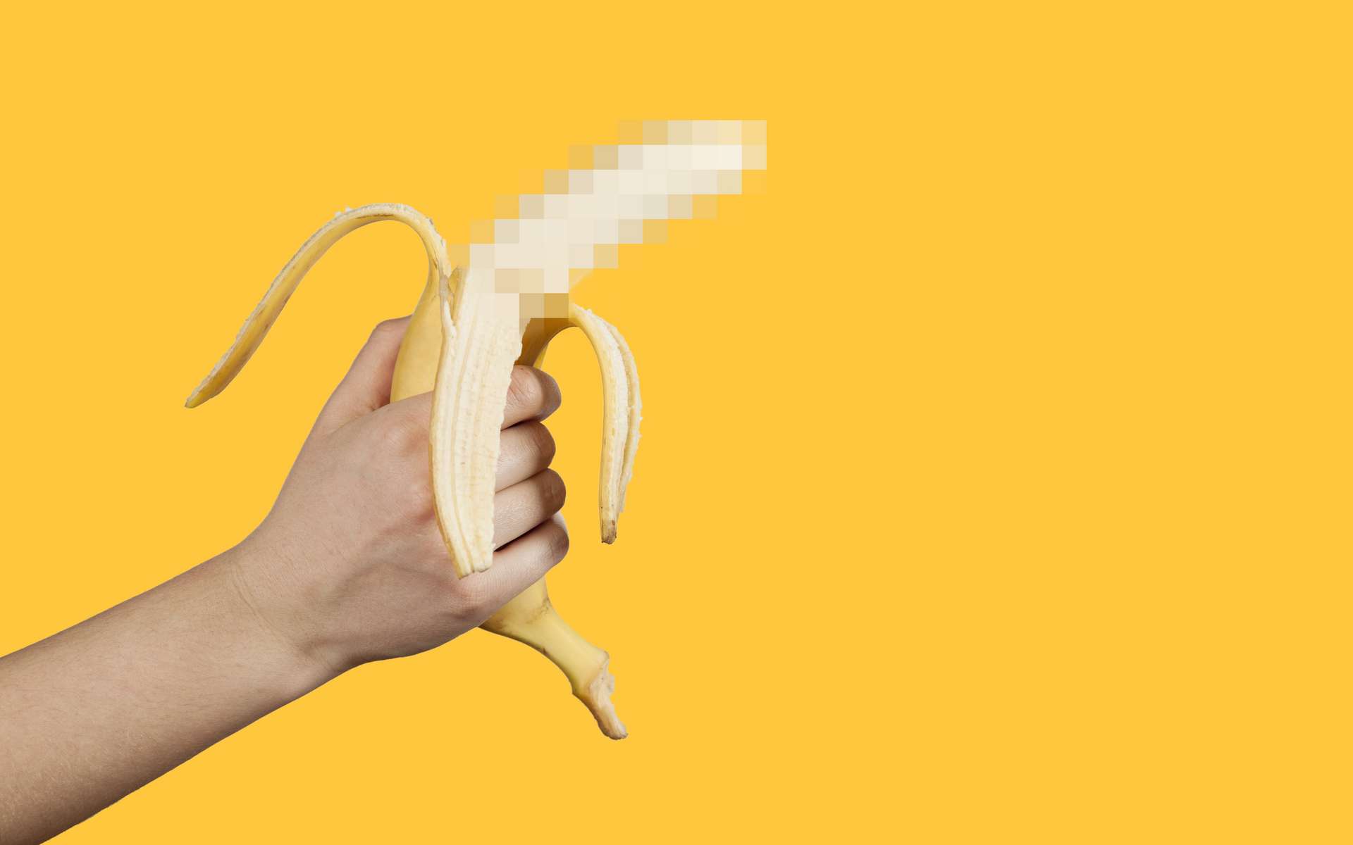 c104aca8eb 50182396 banane penis