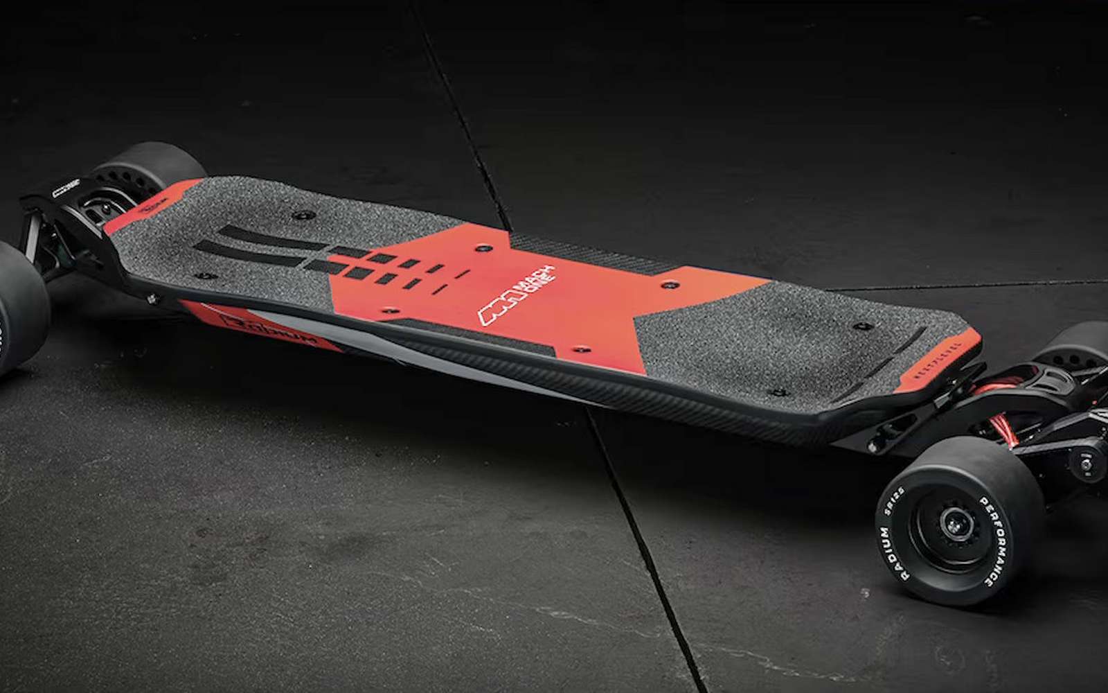 Un skate à 72 km/h ? Oui, et il passe de 0 à 48 en 3 secondes !