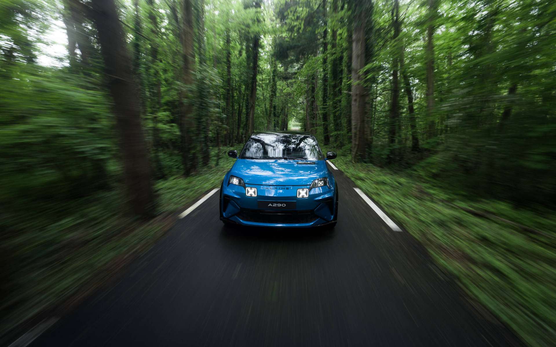 La nouvelle Alpine électrique disponible à la commande