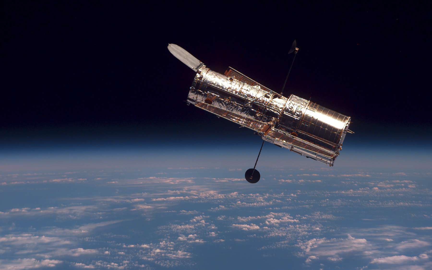 SpaceX propose à la Nasa de prolonger la vie d'Hubble