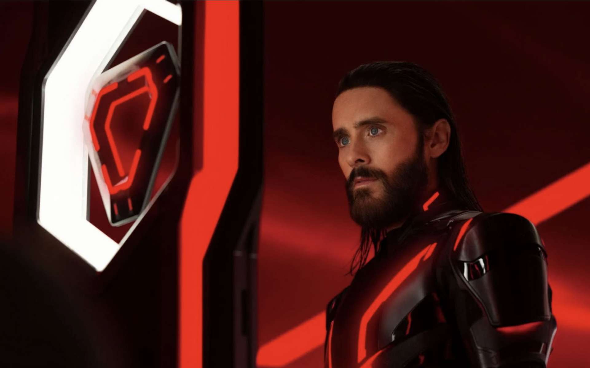 Et si « Tron : Ares » disait tout haut ce qui se prépare déjà en silence ?