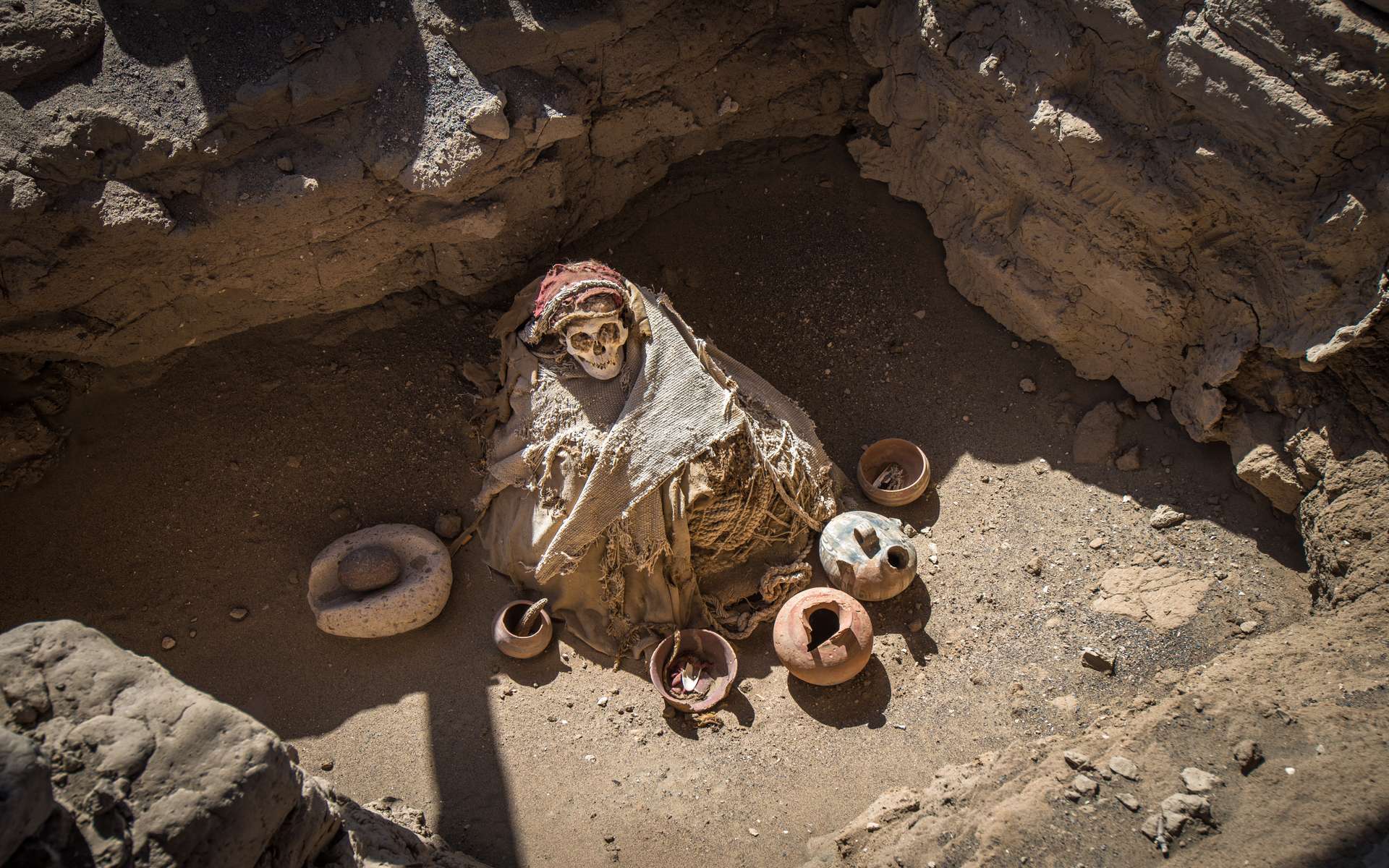 Une momie d'adolescent en excellent état découverte au Pérou