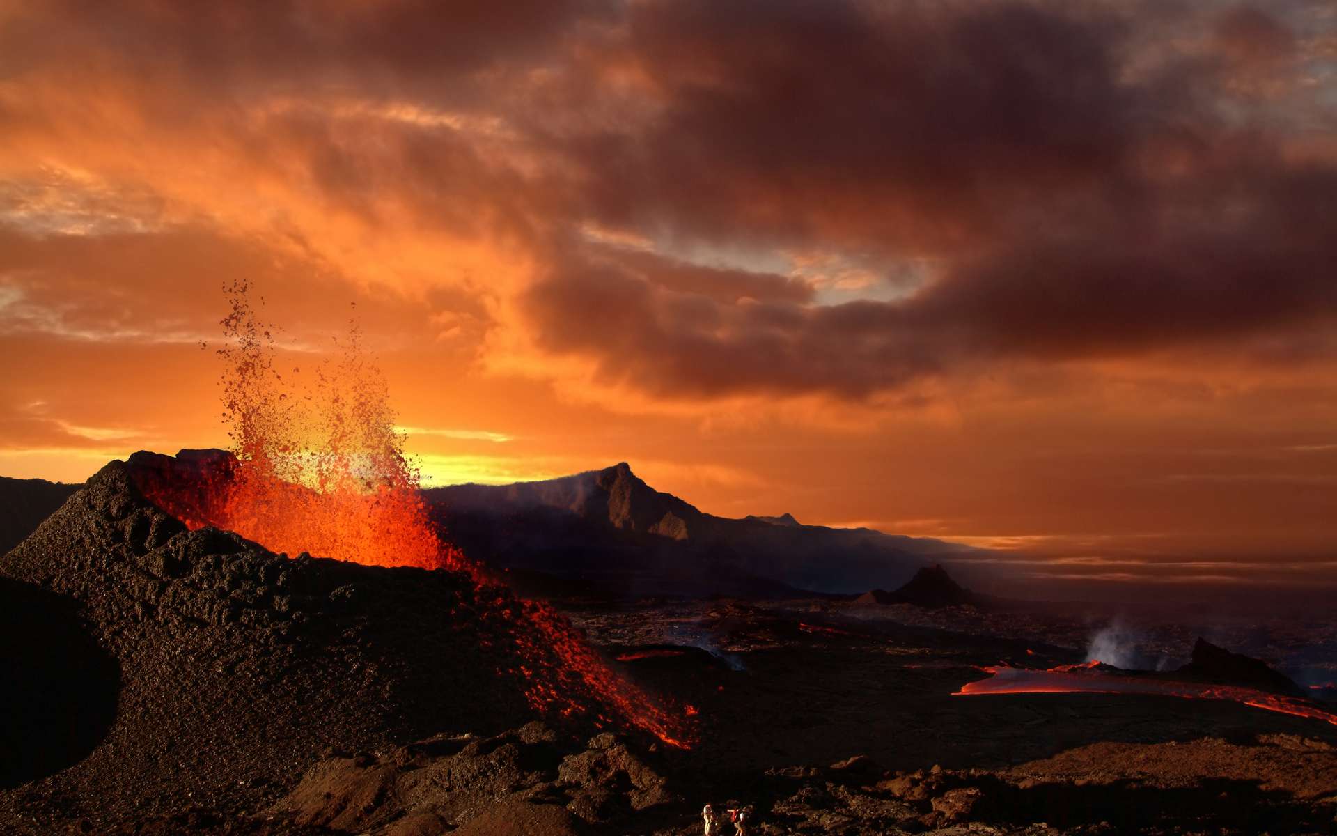 Le piton de la Fournaise à la Réunion est en éruption !