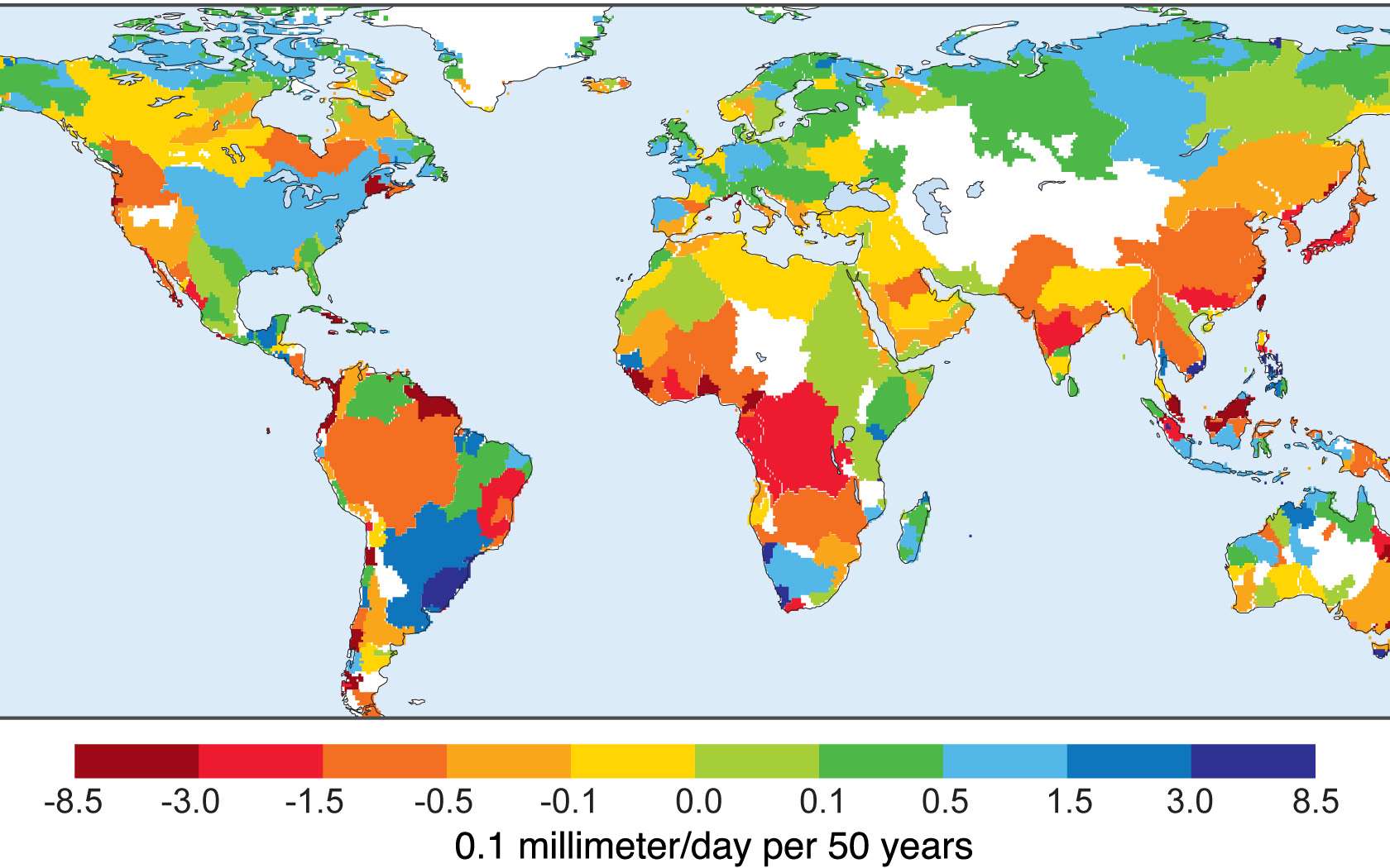 Compilation des variations de débits des grands fleuves par régions sur la période 1948-2004. La couleur rouge indique celles où les cours d'eau se sont réduits, le bleu celles où ils se sont renforcés. Les zones blanches correspondent aux régions pour lesquelles les données sont insuffisantes. © Journal of Climate/NCAR