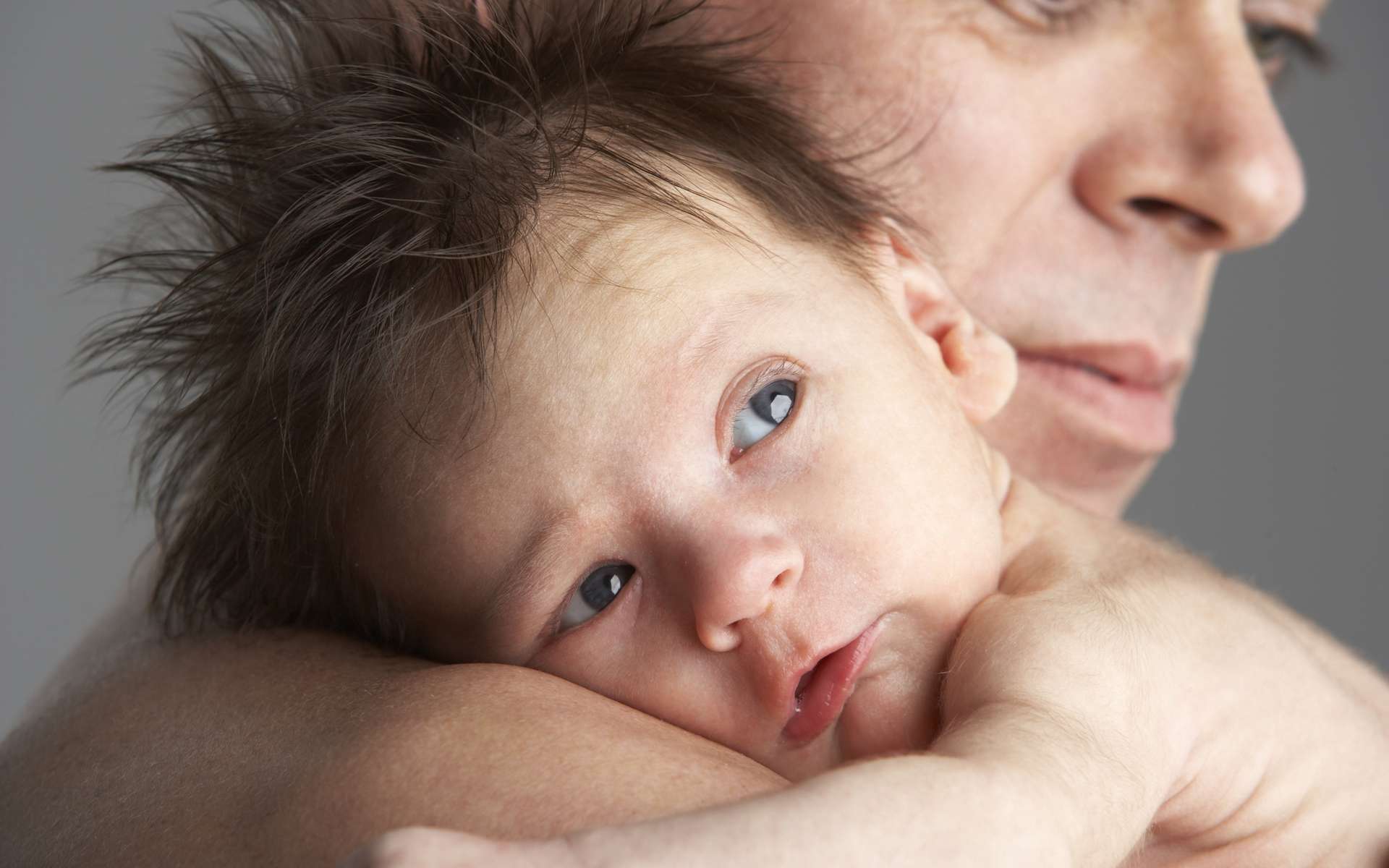 Contre les coliques du nourrisson, l’option massage ? © Phovoir