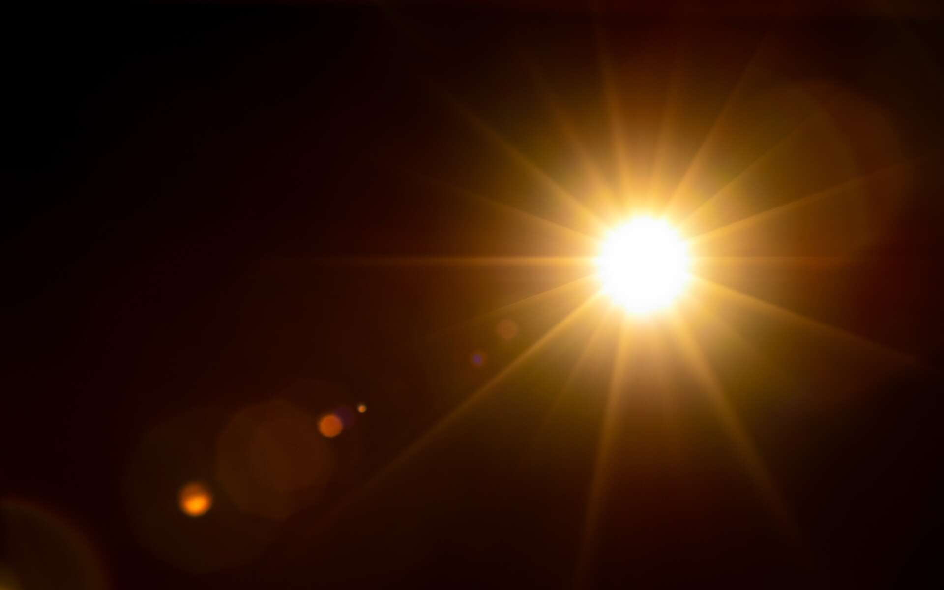 Le Soleil émet un lumière de haute énergie d'origine inconnue