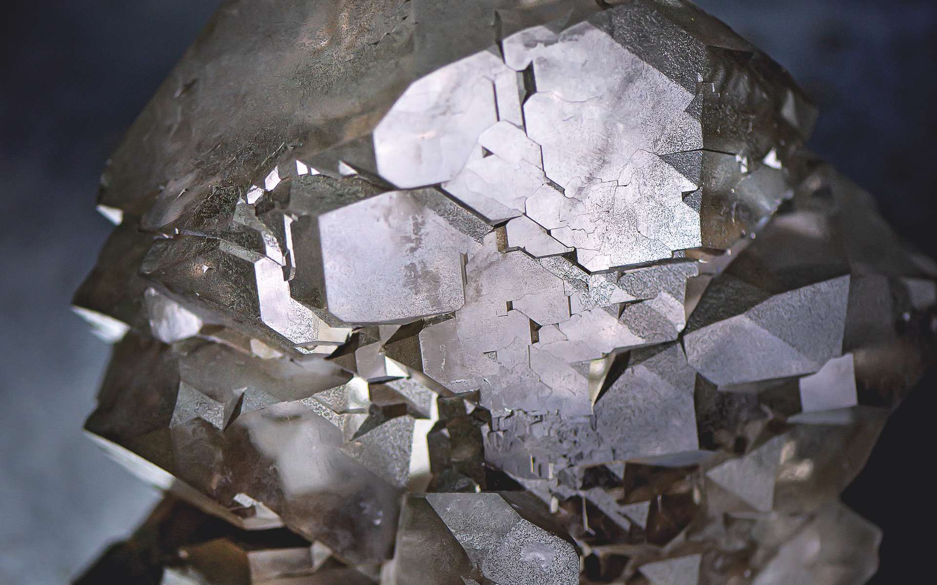 Au total, les chercheurs ont recensé 57 processus qui conduisent à la formation de cristaux. © Thierry Berguerand