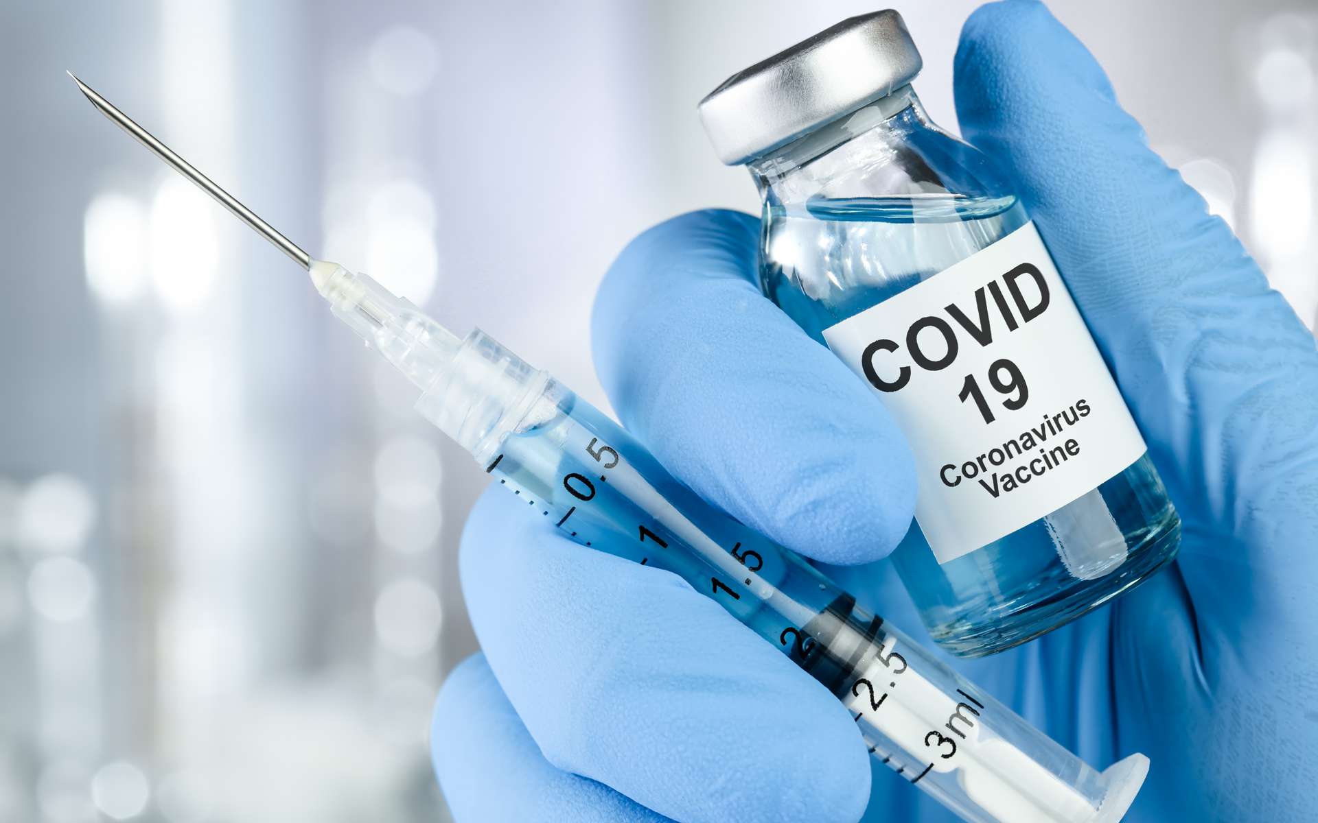 Les vaccins anti-Covid diminuent significativement le risque de décéder de la Covid-19. © Leigh Prather, AdobeStock