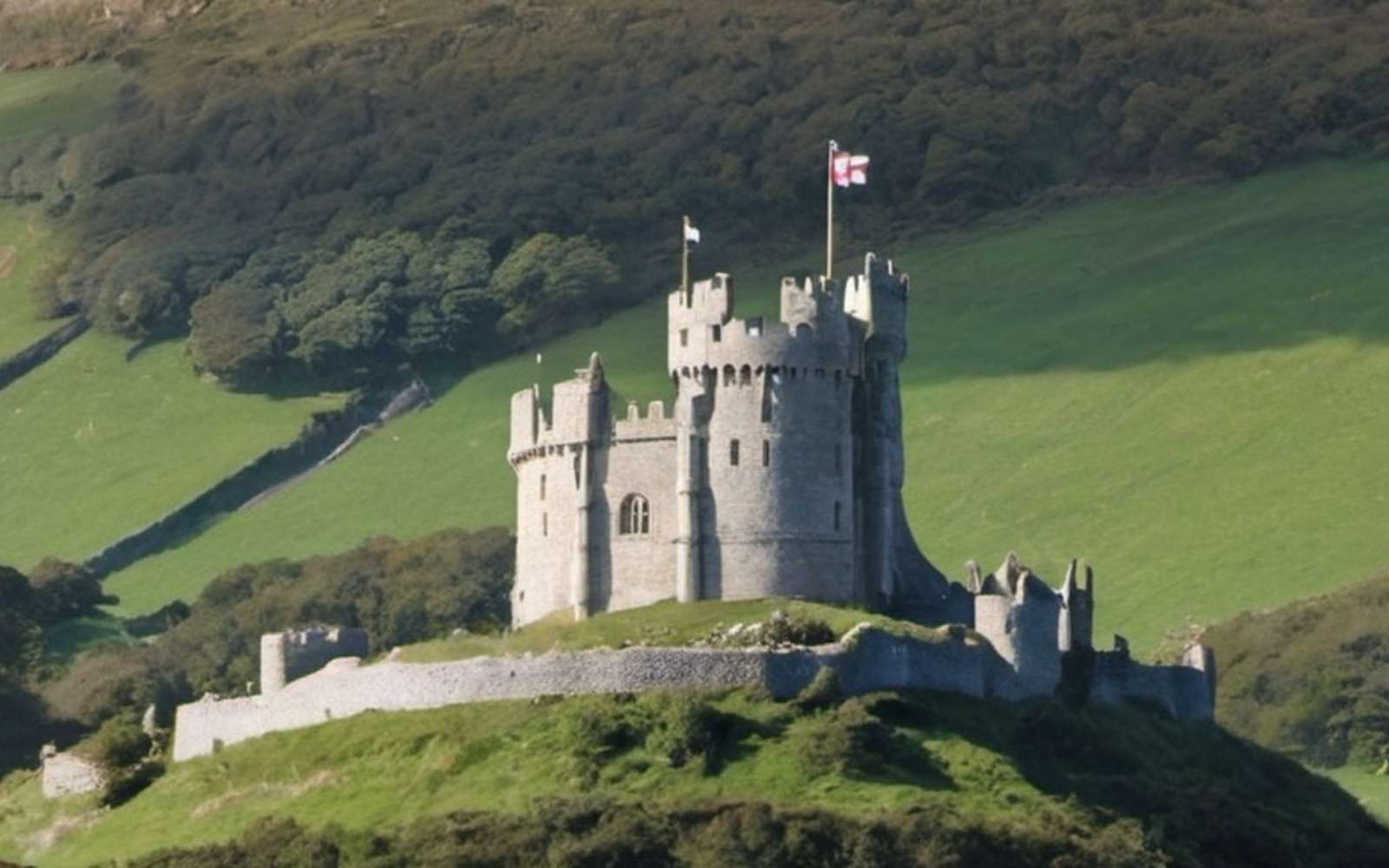 En quête d'Avalon, l'île mythique où repose le roi Arthur en attendant son retour...