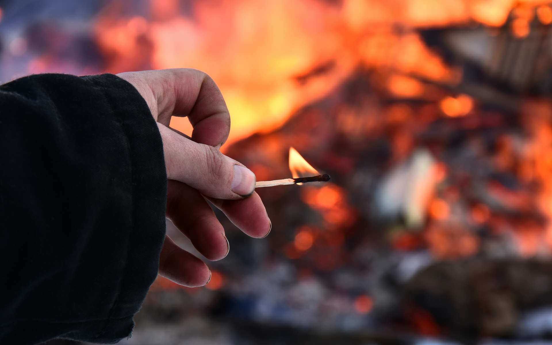 Incendies volontaires : l'archétype du pyromane est un mythe