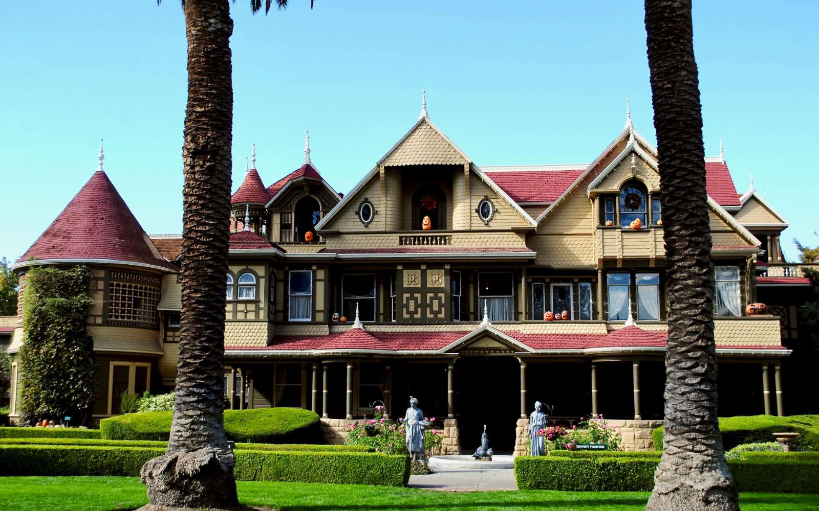 La maison Winchester : un lieu «/hanté/» qui vaut le détour !