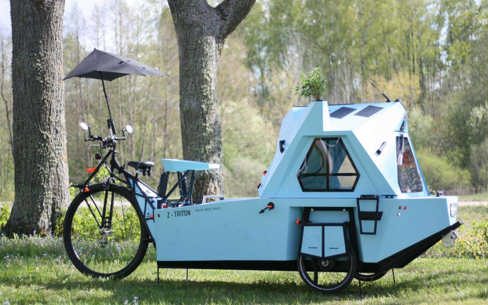 Découvrez le Z-Triton, un étonnant tricycle-caravane-bateau électrique