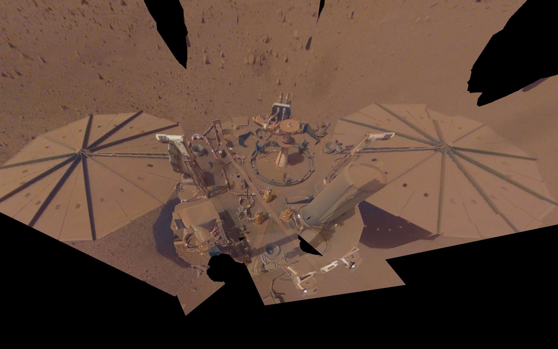 C'est probablement le dernier selfie d'InSight. Il a été réalisé le 24 avril 2022. © Nasa, JPL-Caltech