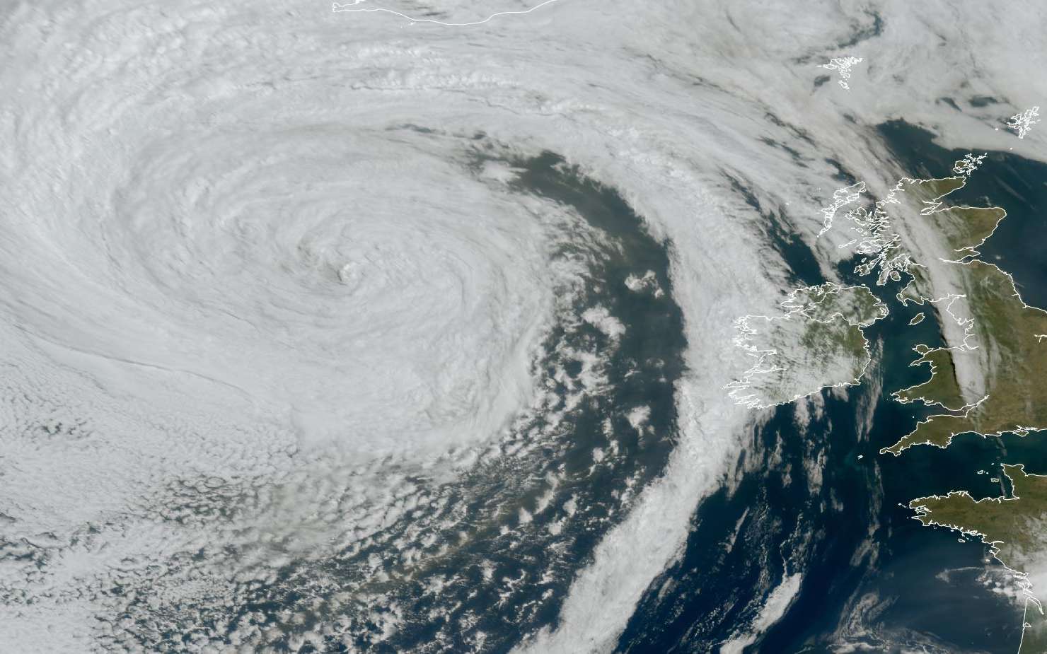 Ex-ouragan Erin en France : ce qui se prépare pourrait tout changer