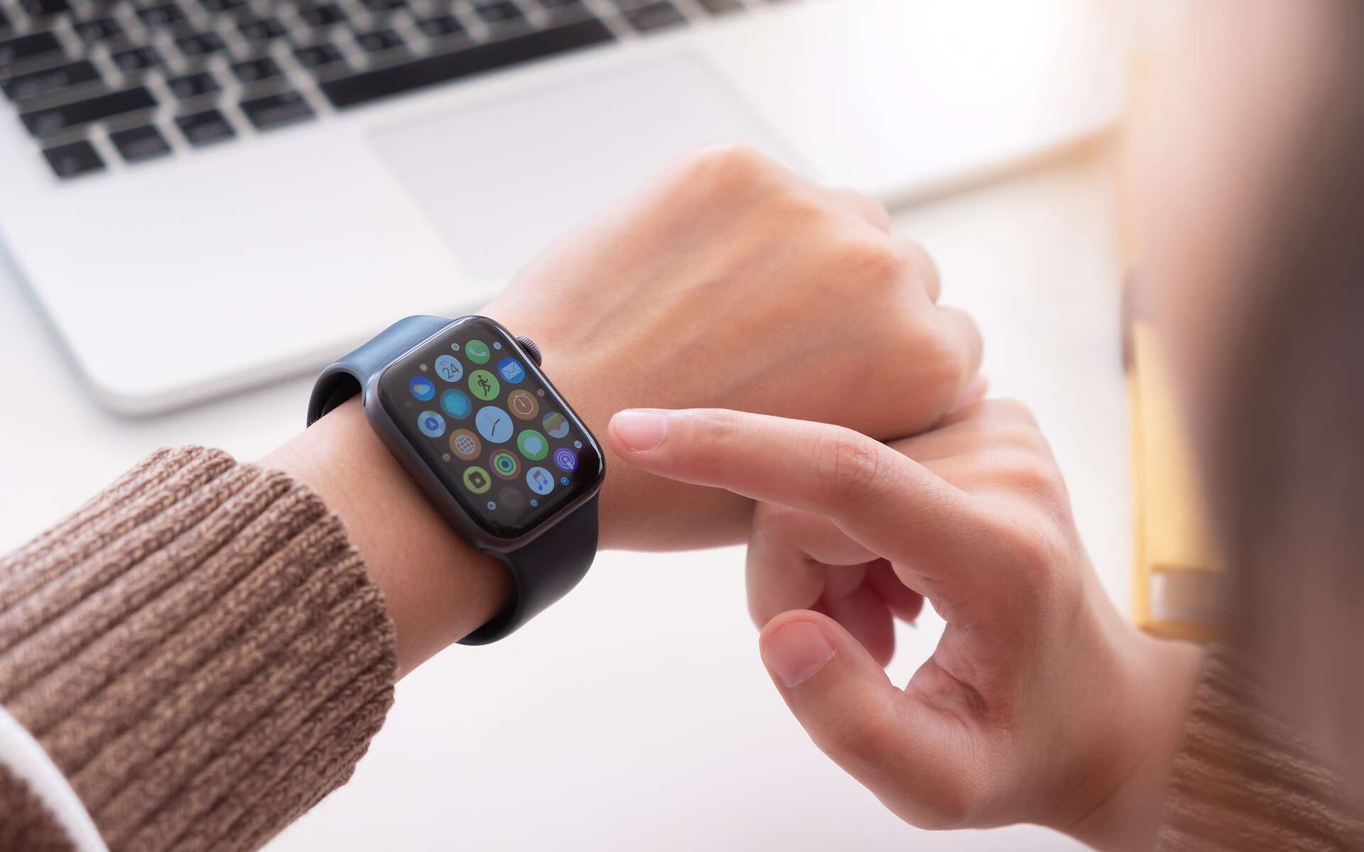 Ces bracelets d'Apple Watch contiennent des PFAS, des « polluants éternels » dangereux pour la santé et l'environnement