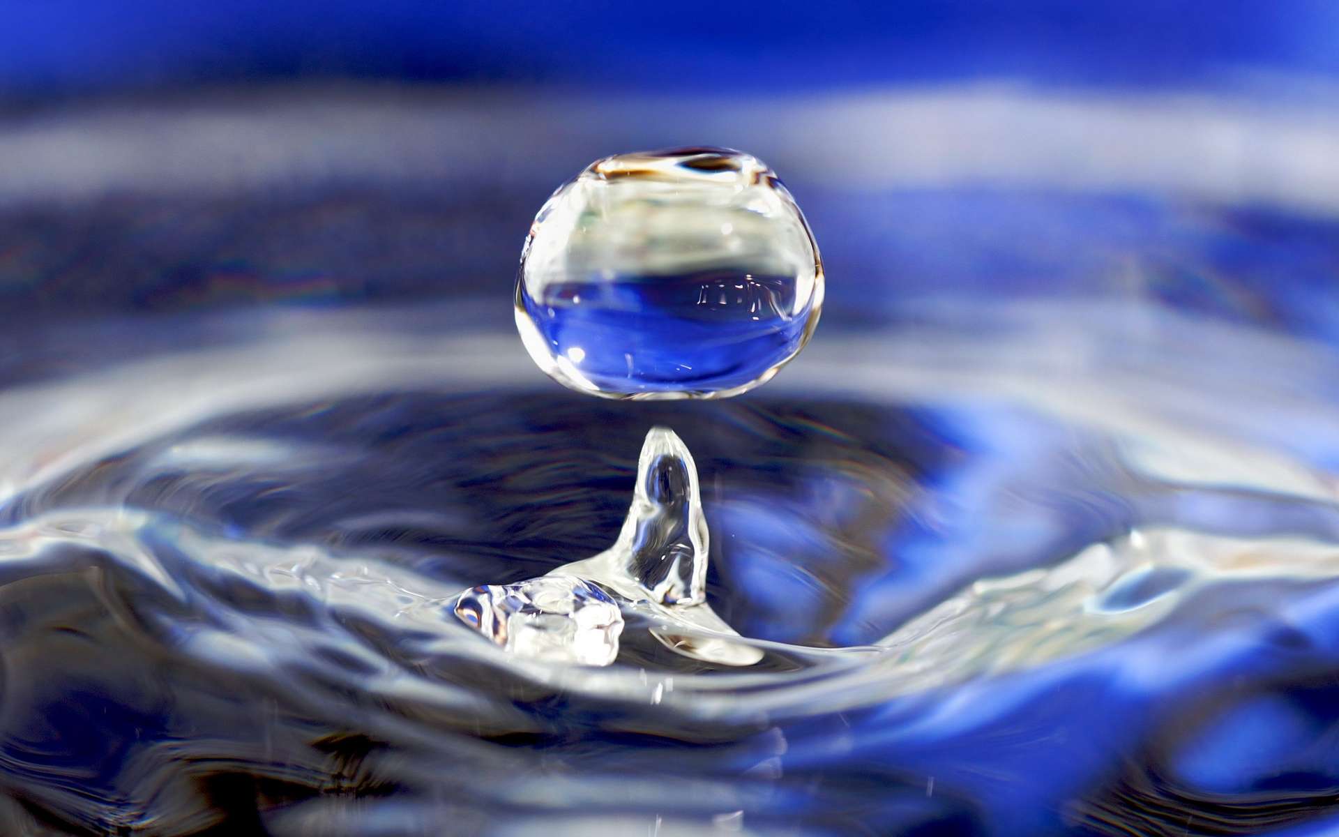 L'eau liquide est l'un des fluides les plus fascinant de l'Univers. © José Manuel Suárez, CC by-sa 2.0
