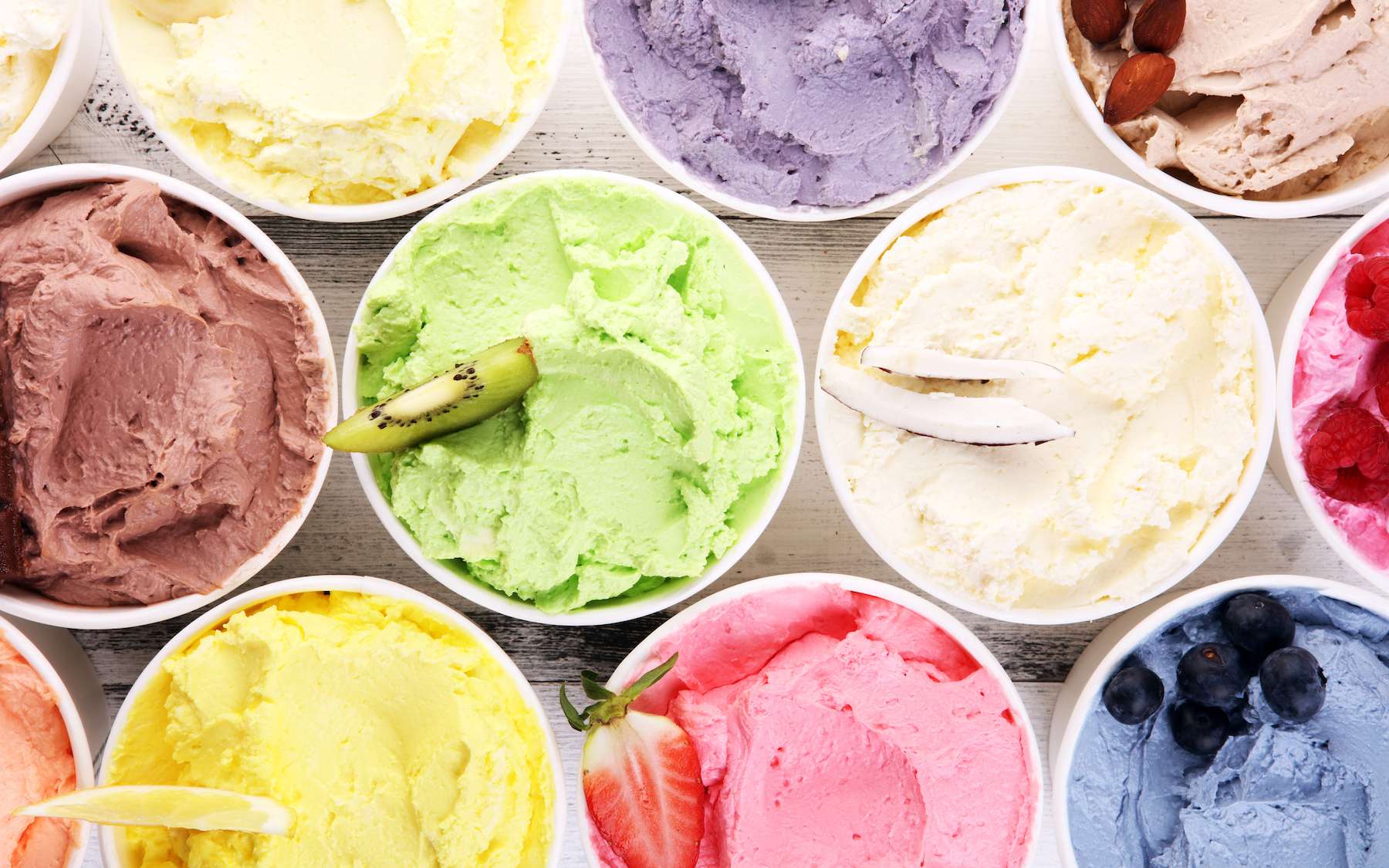Glace, sorbet, glace à l’eau… Que recouvrent ces appellations ? © beats, Adobe Stock