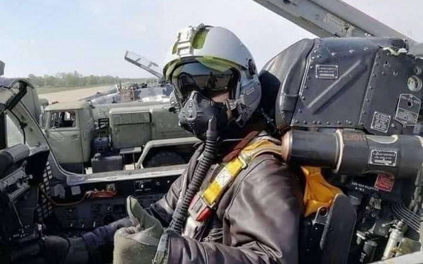 Ce mystérieux pilote de chasse est devenu un héros remontant le moral des troupes ukrainiennes. © Ministère des armée ukrainien