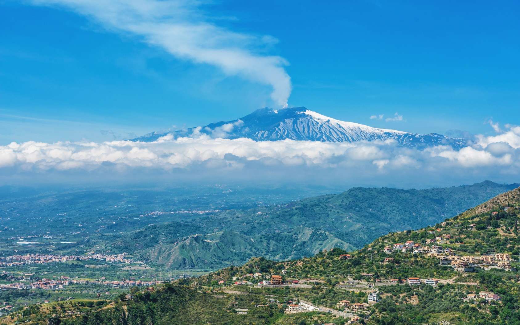  Etna  le volcan le plus actif d Europe glisse vers la mer 