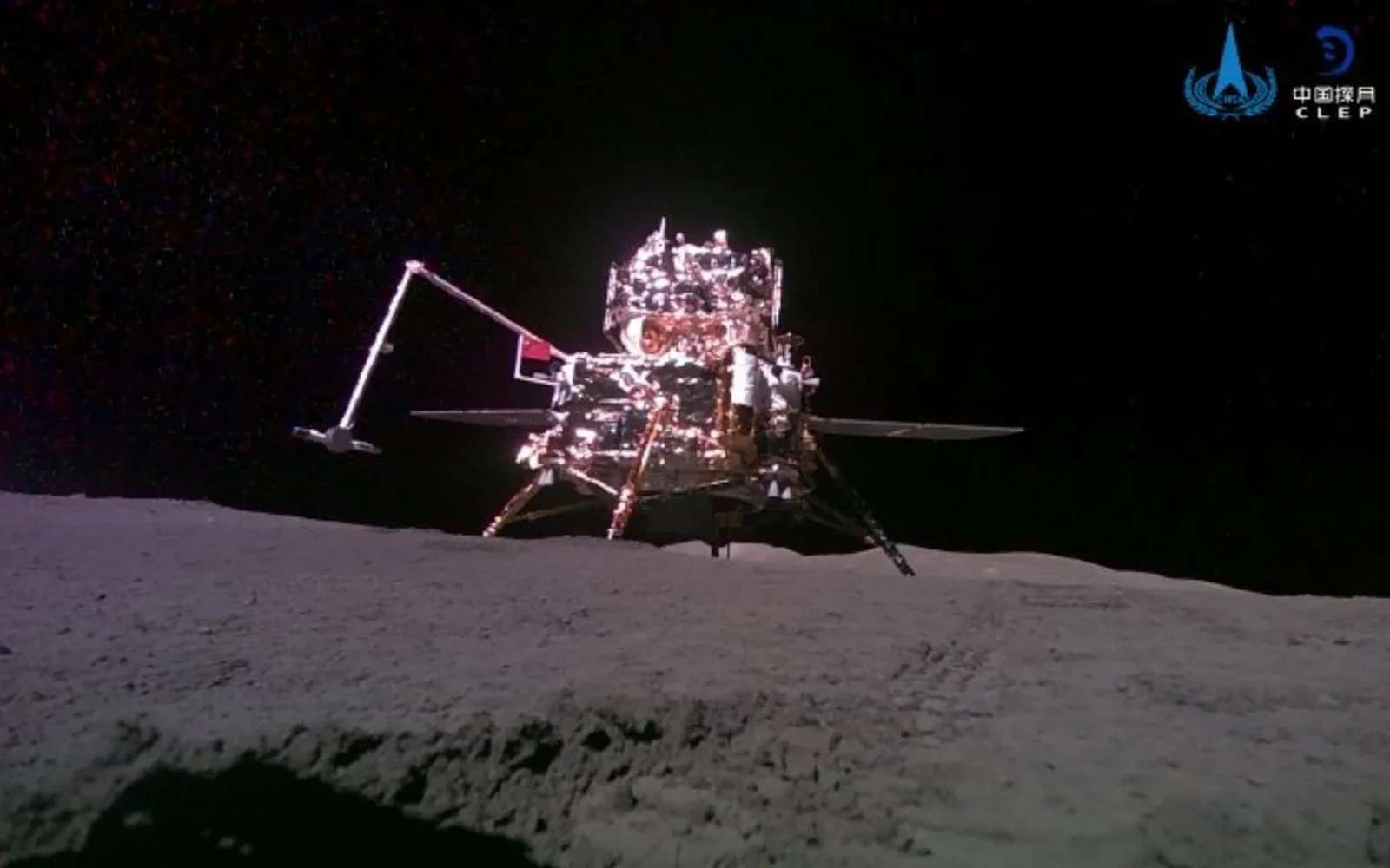 Chang'e 6 a prélevé des échantillons et devient la 1ère sonde à quitter la face cachée de la Lune !