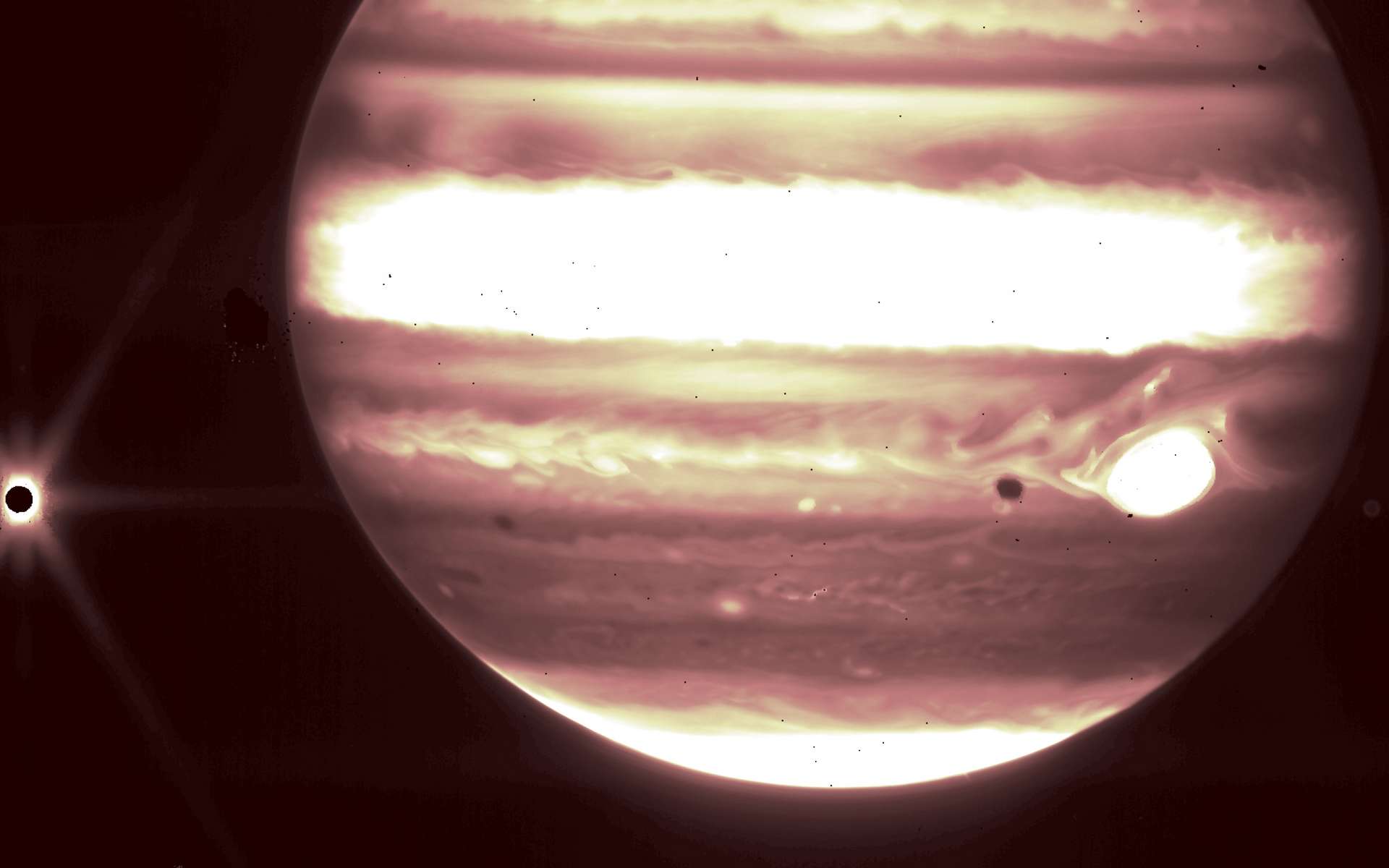 Jupiter vue à travers la caméra Nircam du télescope spatial James-Webb. © Nasa, ESA, CSA, and B. Holler, J. Stansberry (STScI)