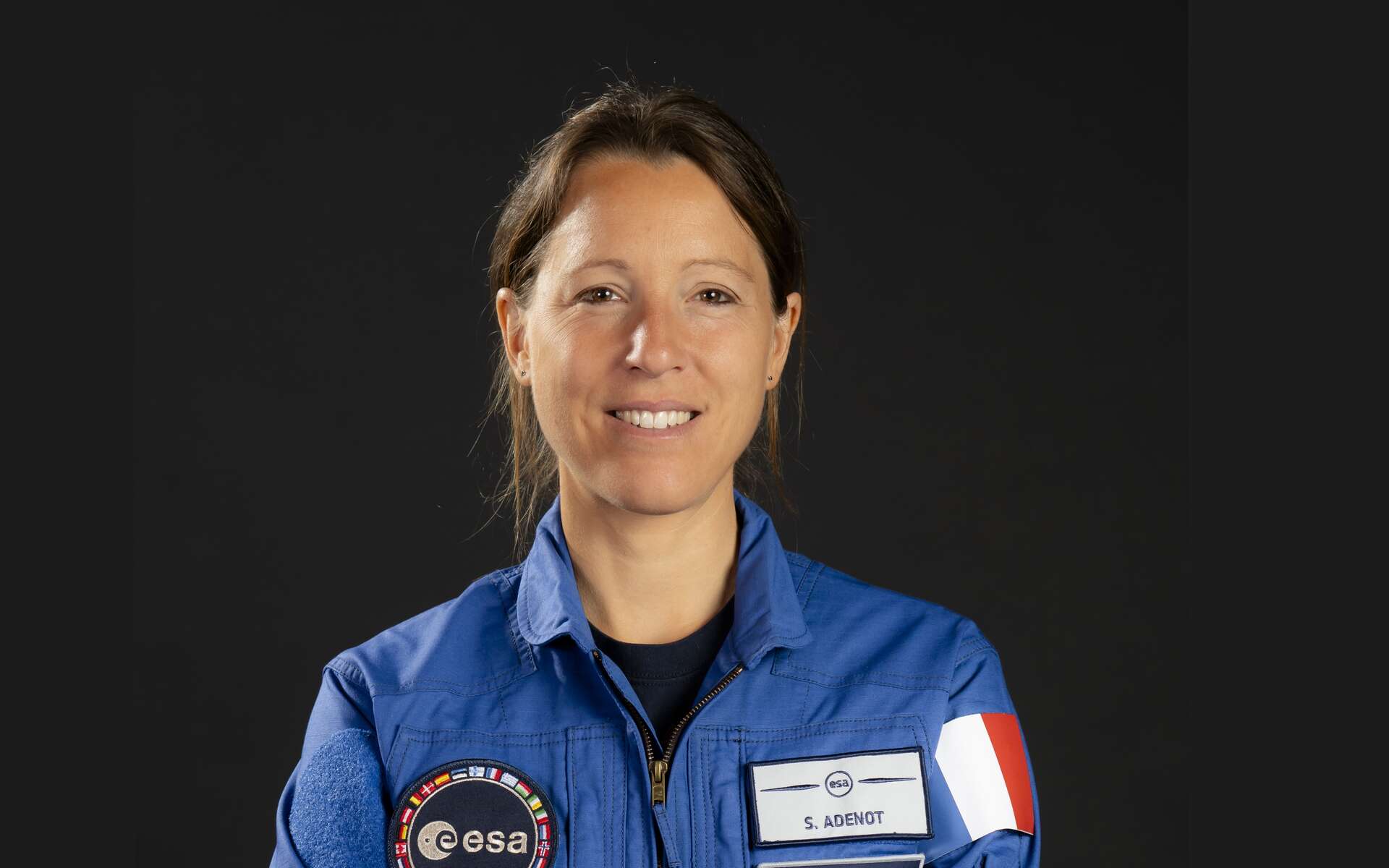 Sophie Adenot reçoit officiellement ses « ailes » et va pouvoir voler dans l'espace d'ici 2030