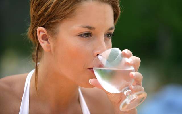 Faut-il vraiment boire 1,5 litre d’eau par jour ?