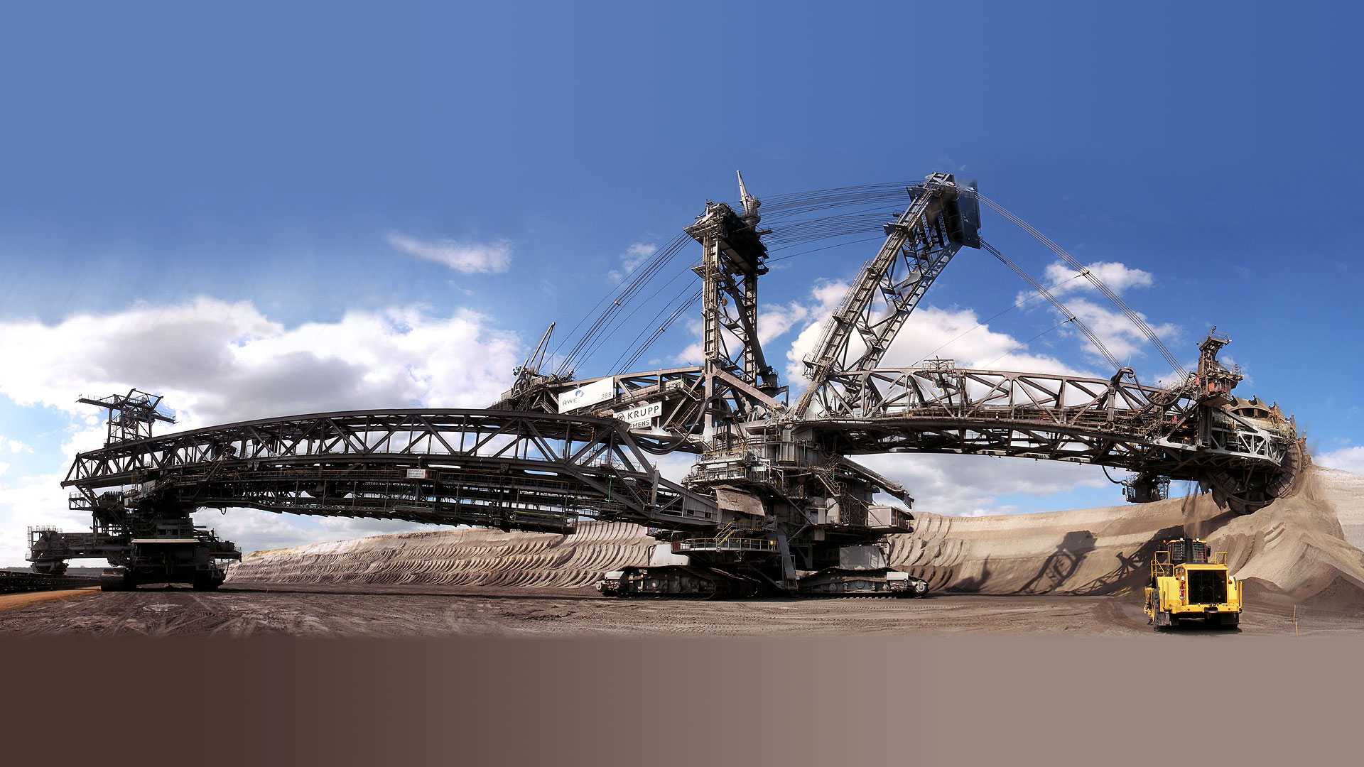 Excavadora Bagger 293 : Le Géant de l'Extraction Minière () Excavadora Bagger 293 : Le Géant de l'Extraction Minière
