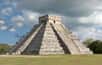 El Castillo, l'une des pyramides les plus réputées de Chichen Itzá dédiée au dieu Kukulkan. © CC BY-SA 3.0, FCB981, Wikimedia Commons