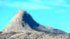 Certains massifs de roches plutoniques sont appelés « des batholites ». Ils proviennent d'un magma qui s'est refroidi sous la surface de la Terre. Il pourrait s'agir d'anciennes chambres magmatiques de supervolcans. Celui situé dans le Wyoming (États-Unis) est appelé « Lankin Dome » ; il est constitué de granite. Son étude pourrait permettre de mieux prévoir les superéruptions.