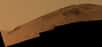 Toujours très en forme, le rover Opportunity qui s’était lancé en février dans l’ascension du flanc sud de la vallée de Marathon, a dû renoncer à l’approche du sommet. La pente était devenue trop raide et périlleuse... Ce point de vue élevé lui a tout de même permis une belle observation : un tourbillon de poussière.