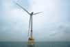 La plus grande éolienne offshore jamais construite gît désormais au large de la Belgique, dans le parc éolien Belwind. Il s’agit de l’Haliade 150-6MW de l’entreprise Alstom, dont le rotor fait 150 mètres de diamètre. Son rendement serait 15 % supérieur à celui de ses concurrents, de quoi alimenter 5.000 foyers en électricité.